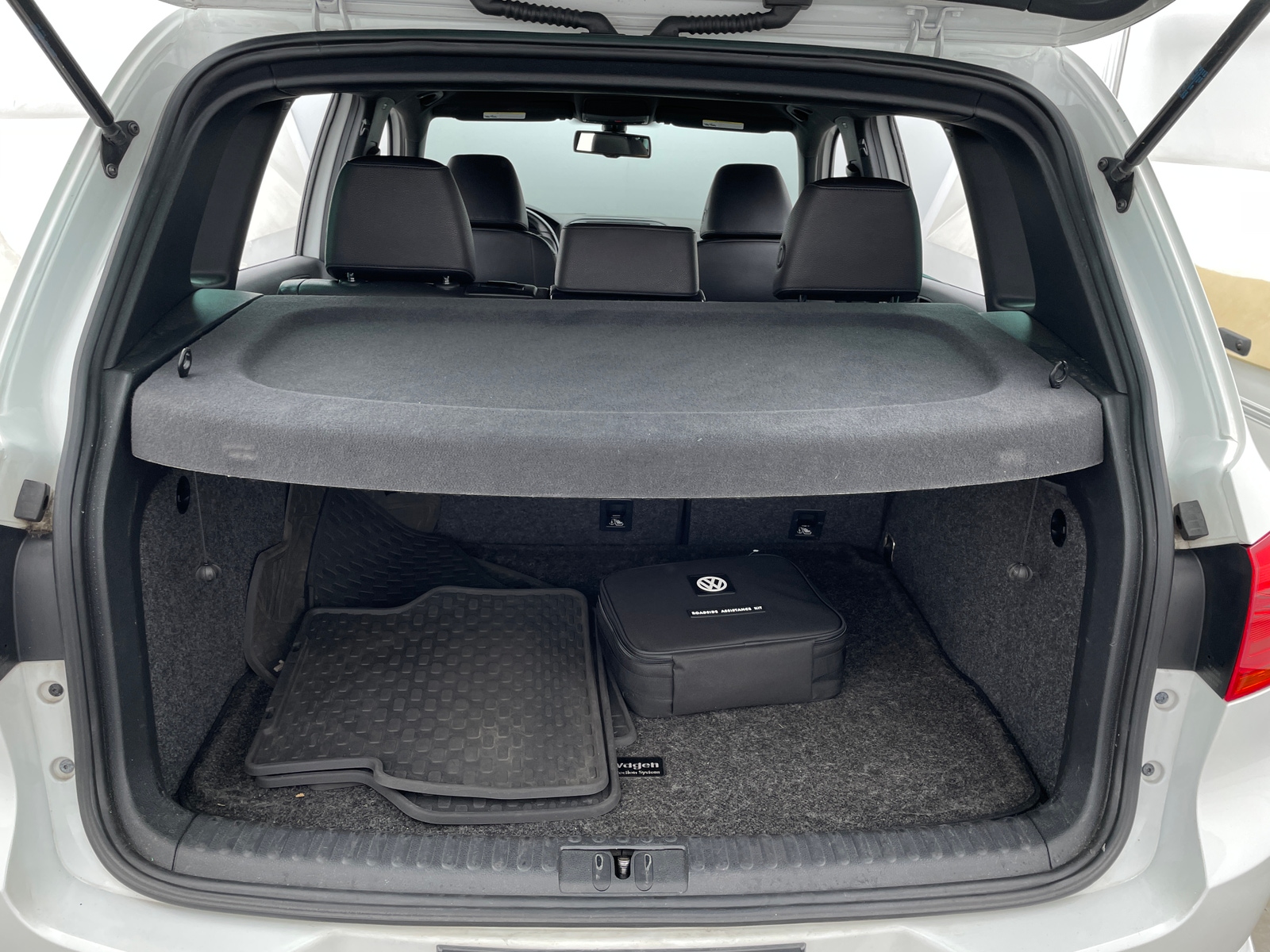 Thumbnail: 2016 Volkswagen Tiguan - 7