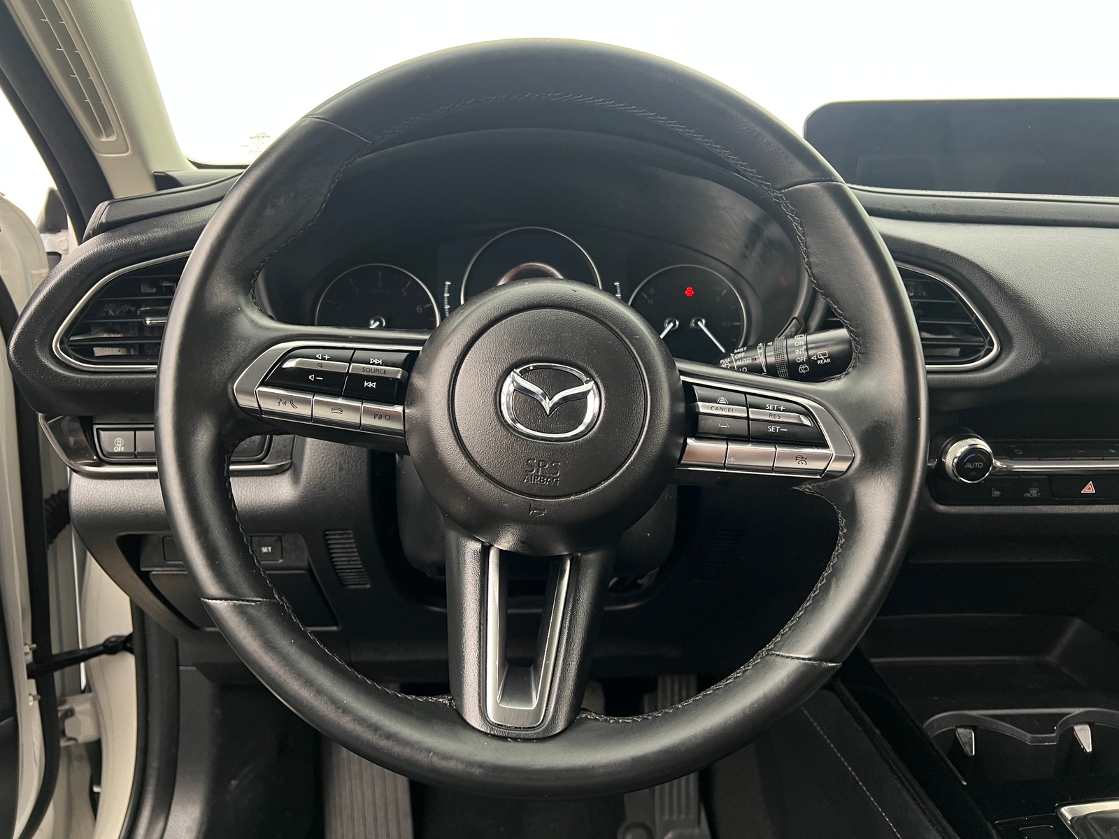 Thumbnail: 2023 Mazda CX-30 - 4