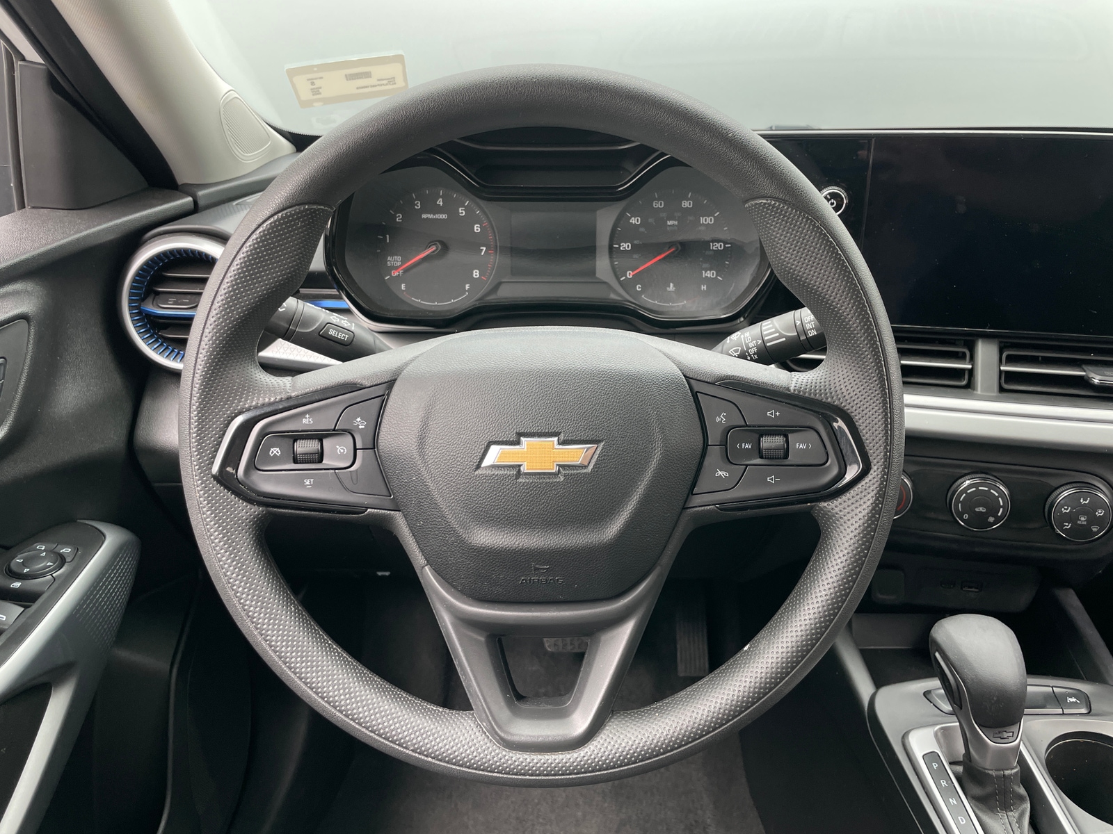 Thumbnail: 2025 Chevrolet Trax - 5