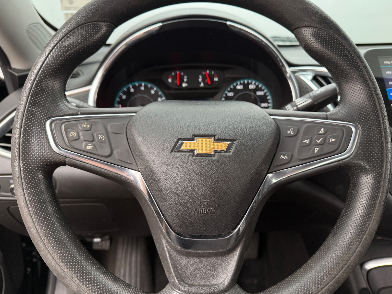 Thumbnail: 2021 Chevrolet Malibu - 5