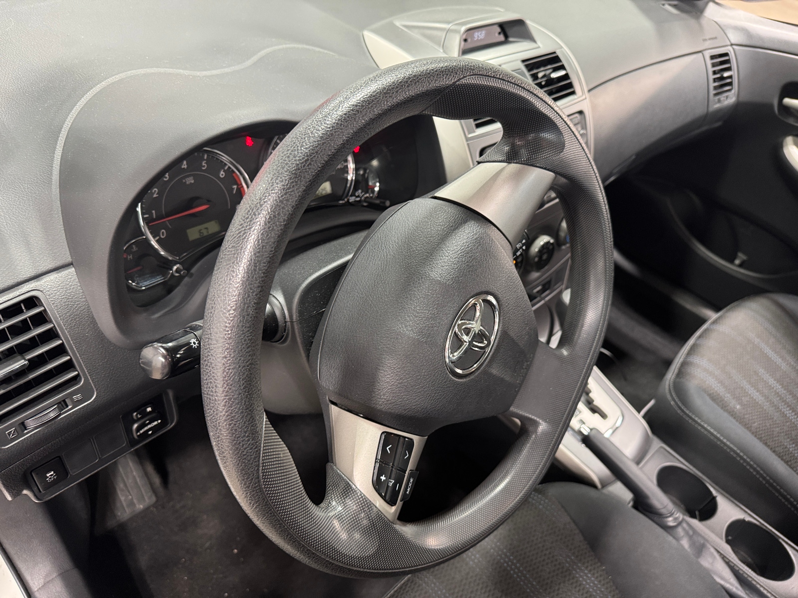 Thumbnail: 2012 Toyota Corolla - 3