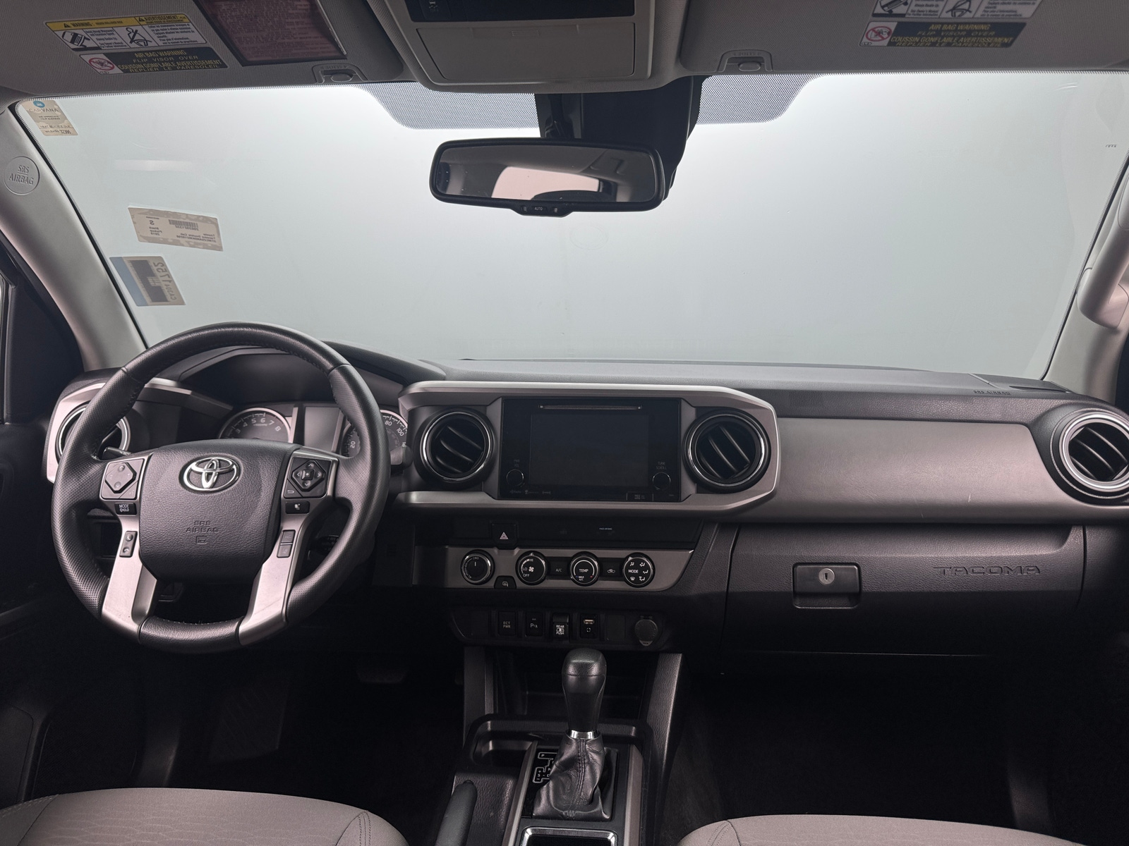 Thumbnail: 2019 Toyota Tacoma - 3