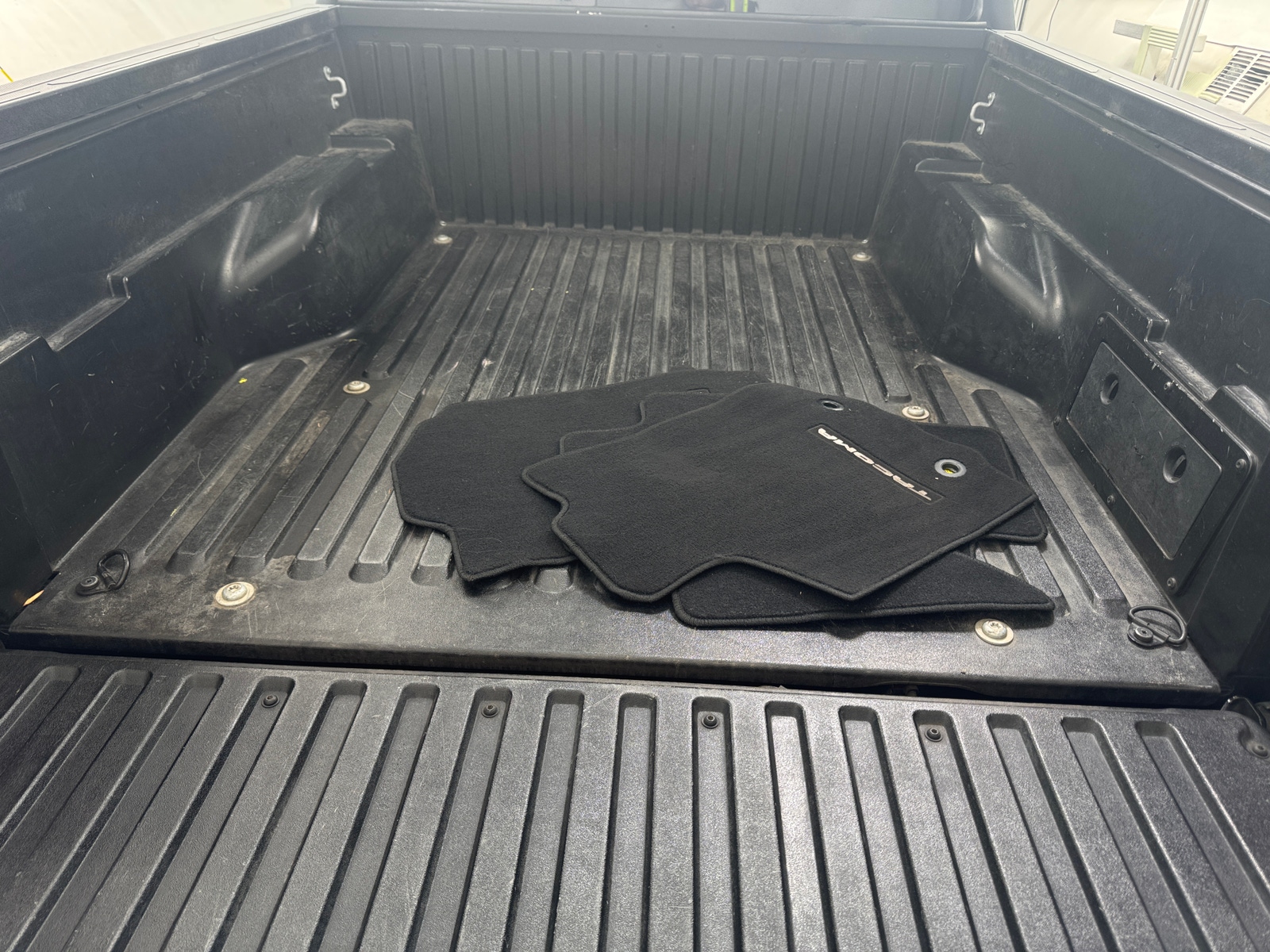 Thumbnail: 2019 Toyota Tacoma - 7