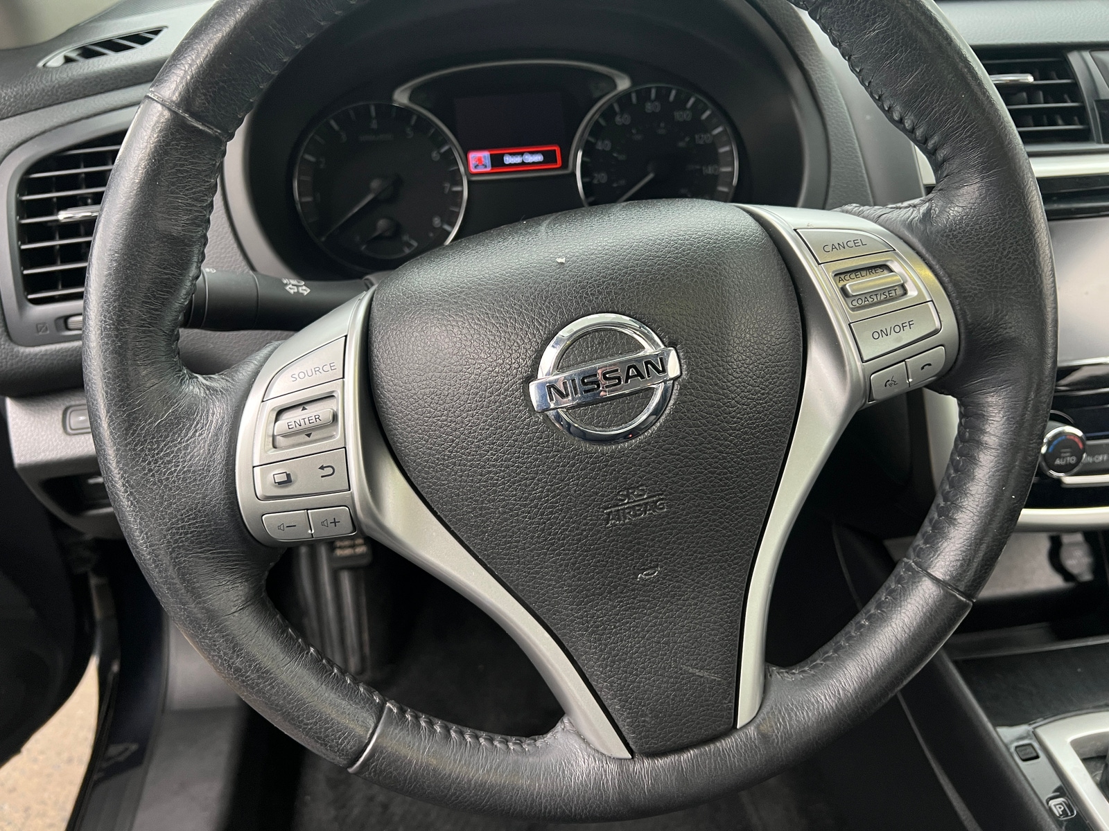 Thumbnail: 2018 Nissan Altima - 5
