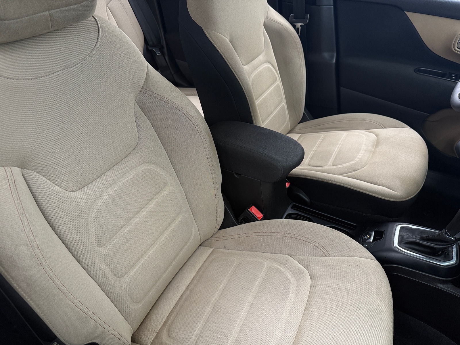 Thumbnail: 2020 Jeep Renegade - 2