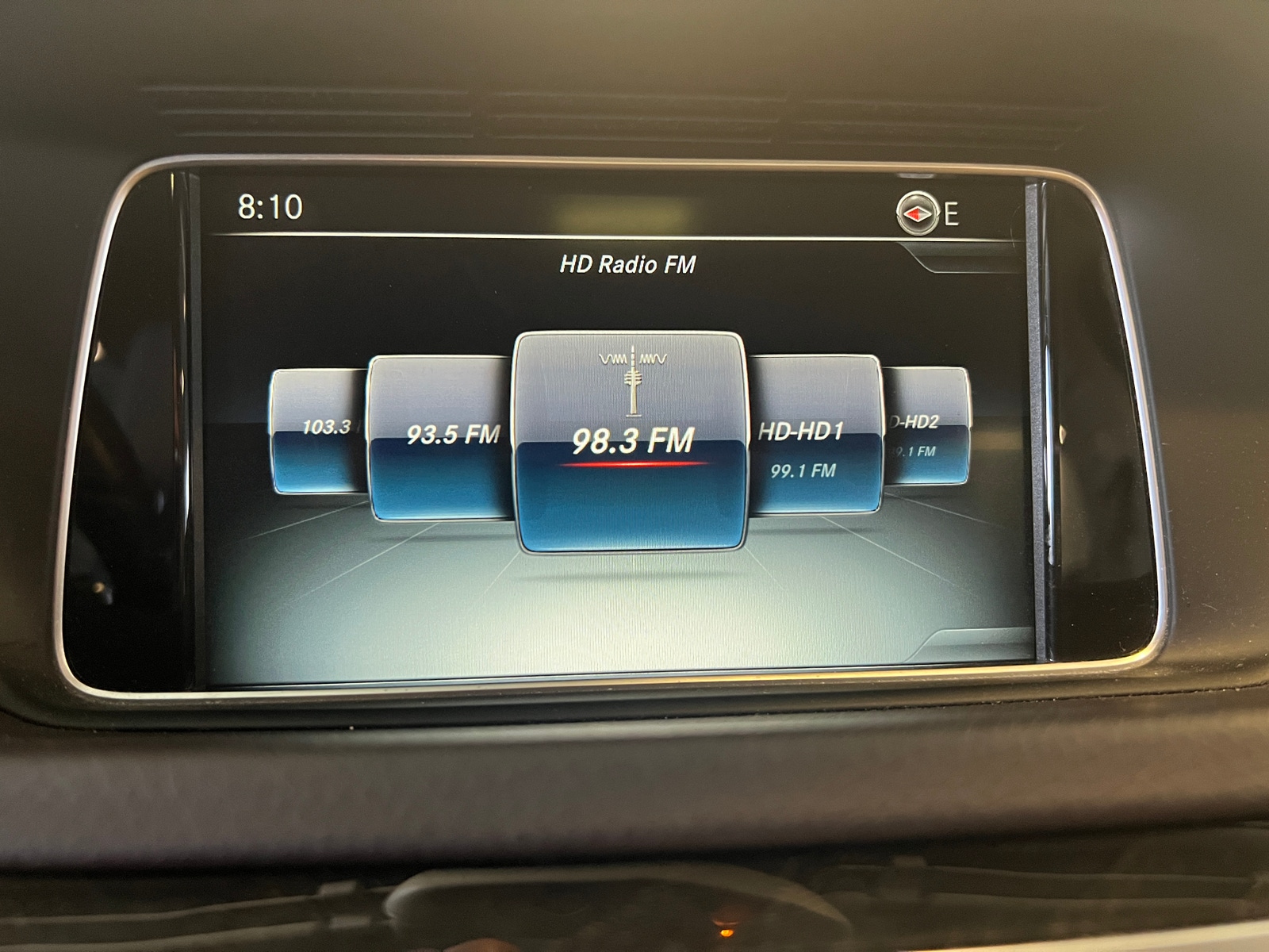 Thumbnail: 2016 Mercedes-Benz E-Class - 3