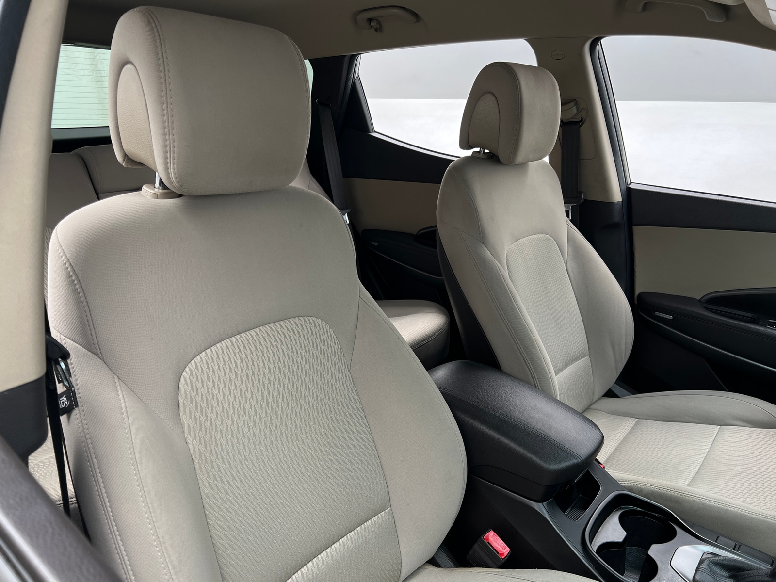 Thumbnail: 2017 Hyundai Santa Fe - 2