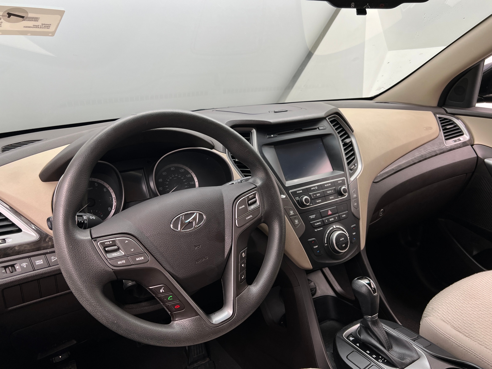 Thumbnail: 2017 Hyundai Santa Fe - 3