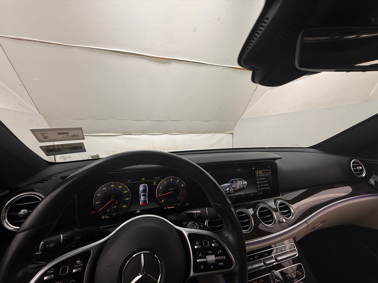 Thumbnail: 2020 Mercedes-Benz E-Class - 2