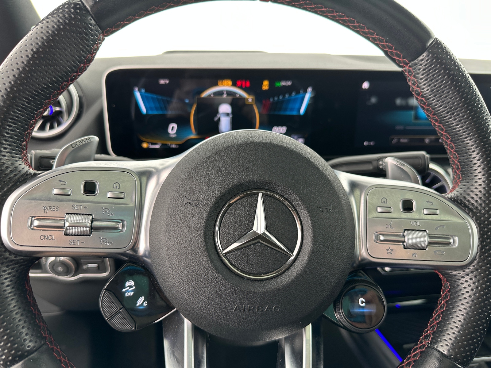 Thumbnail: 2021 Mercedes-Benz GLA - 4