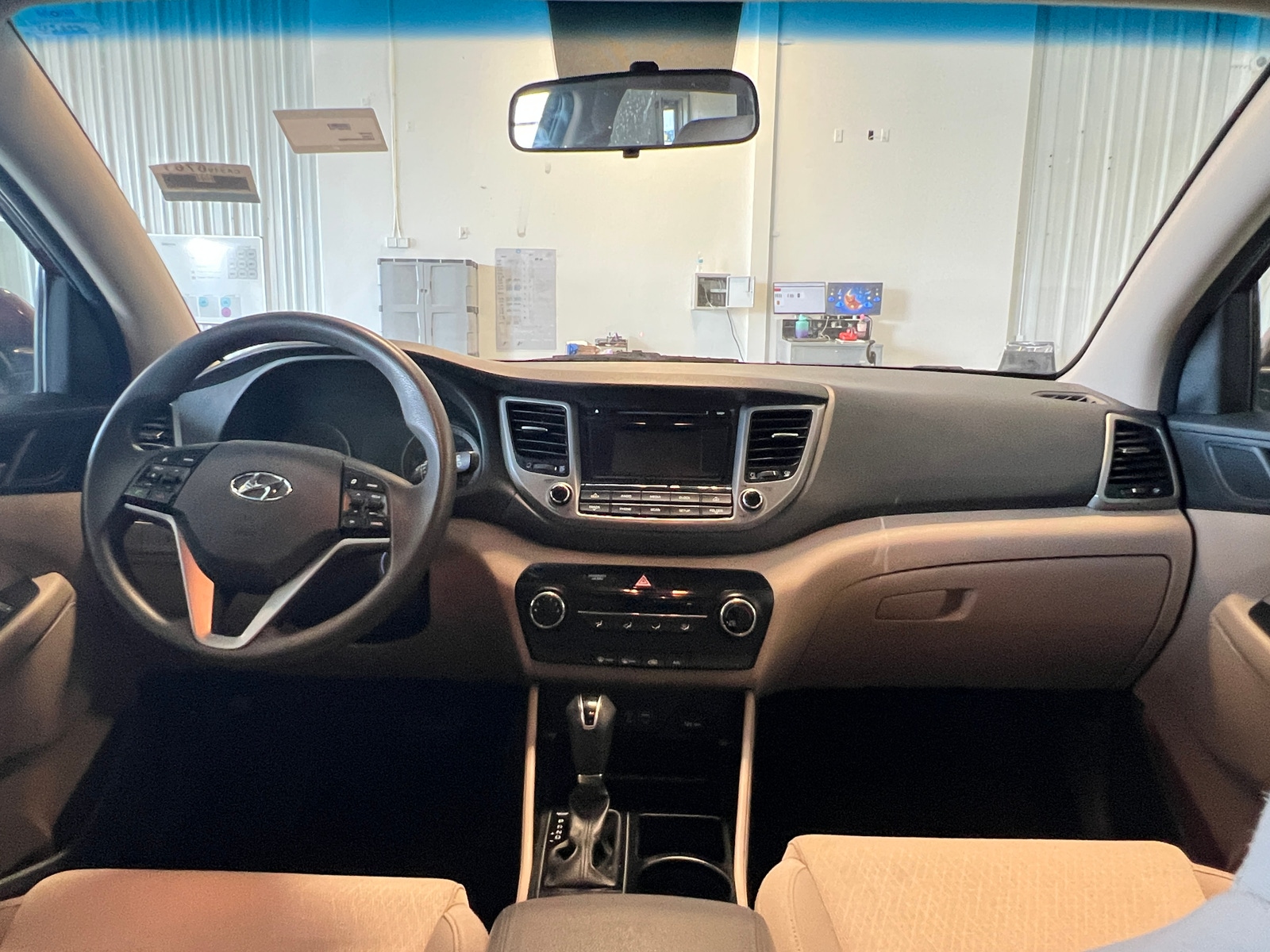 Thumbnail: 2017 Hyundai Tucson - 3