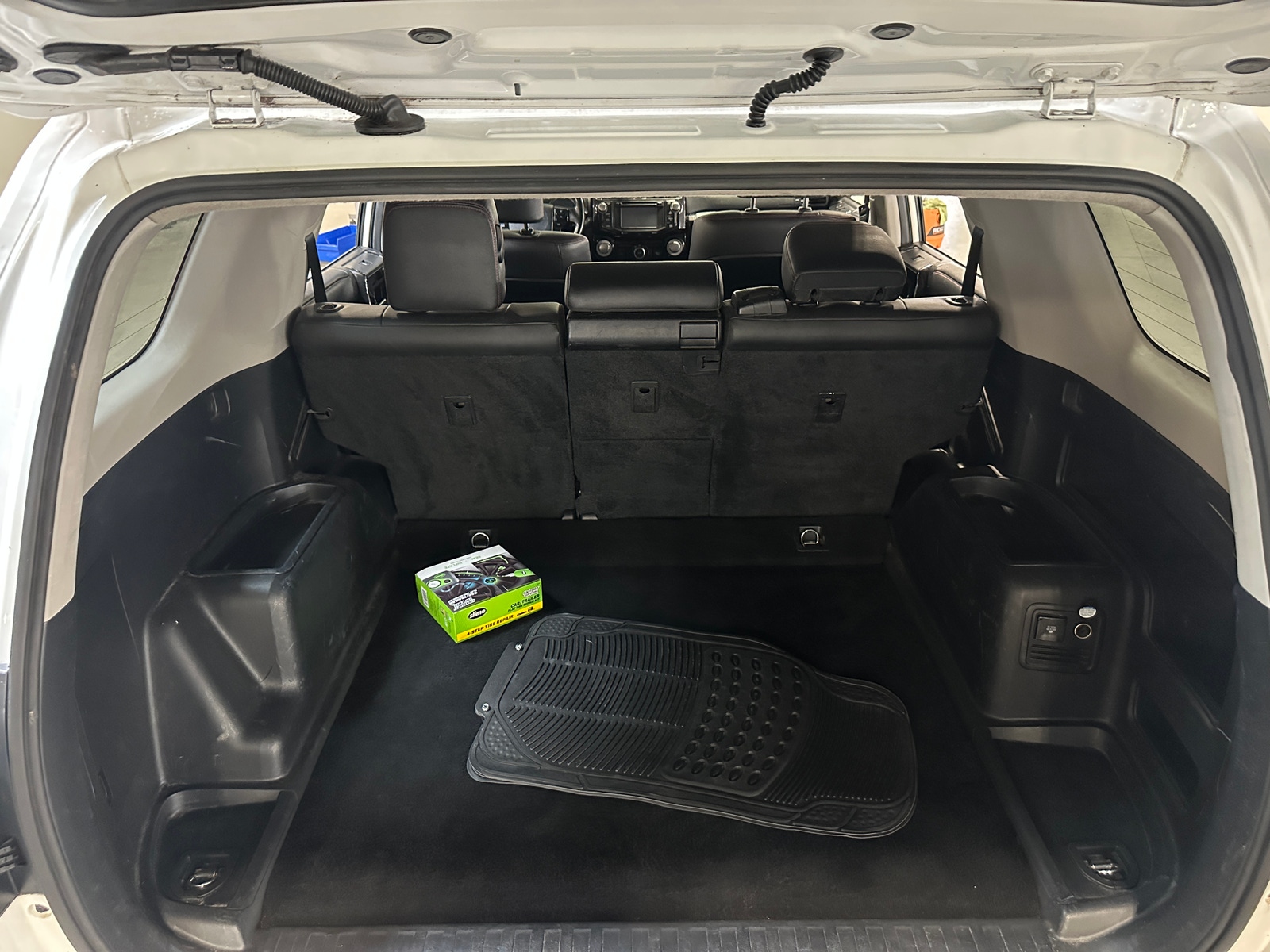 Thumbnail: 2016 Toyota 4Runner - 7