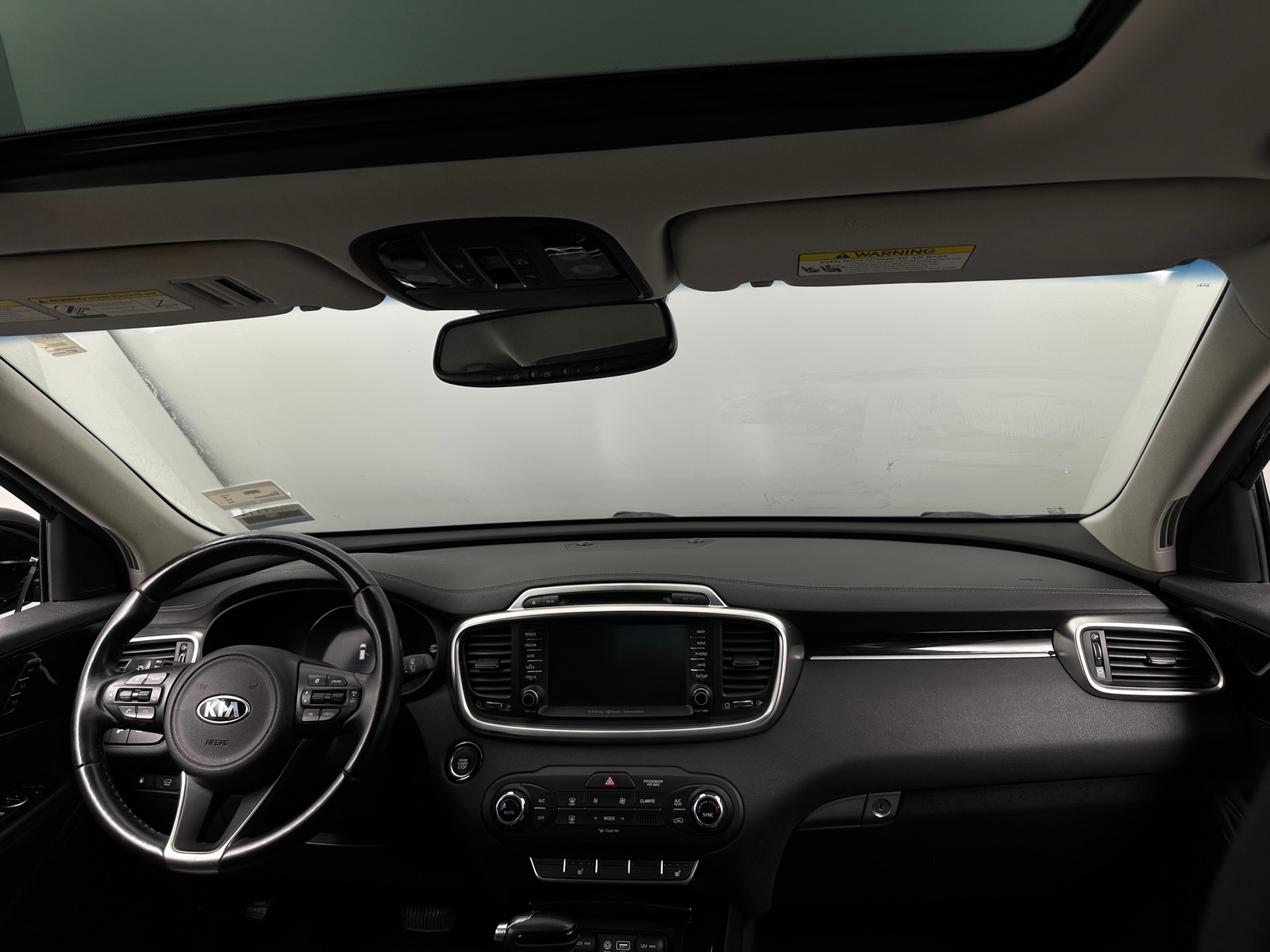 Thumbnail: 2016 Kia Sorento - 2