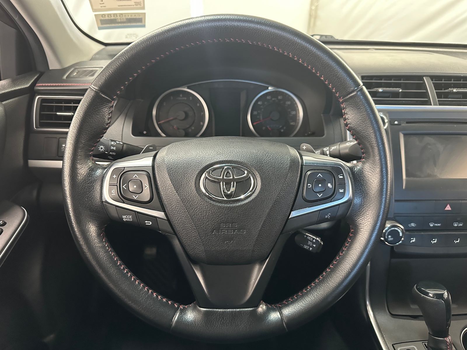 Thumbnail: 2016 Toyota Camry - 5