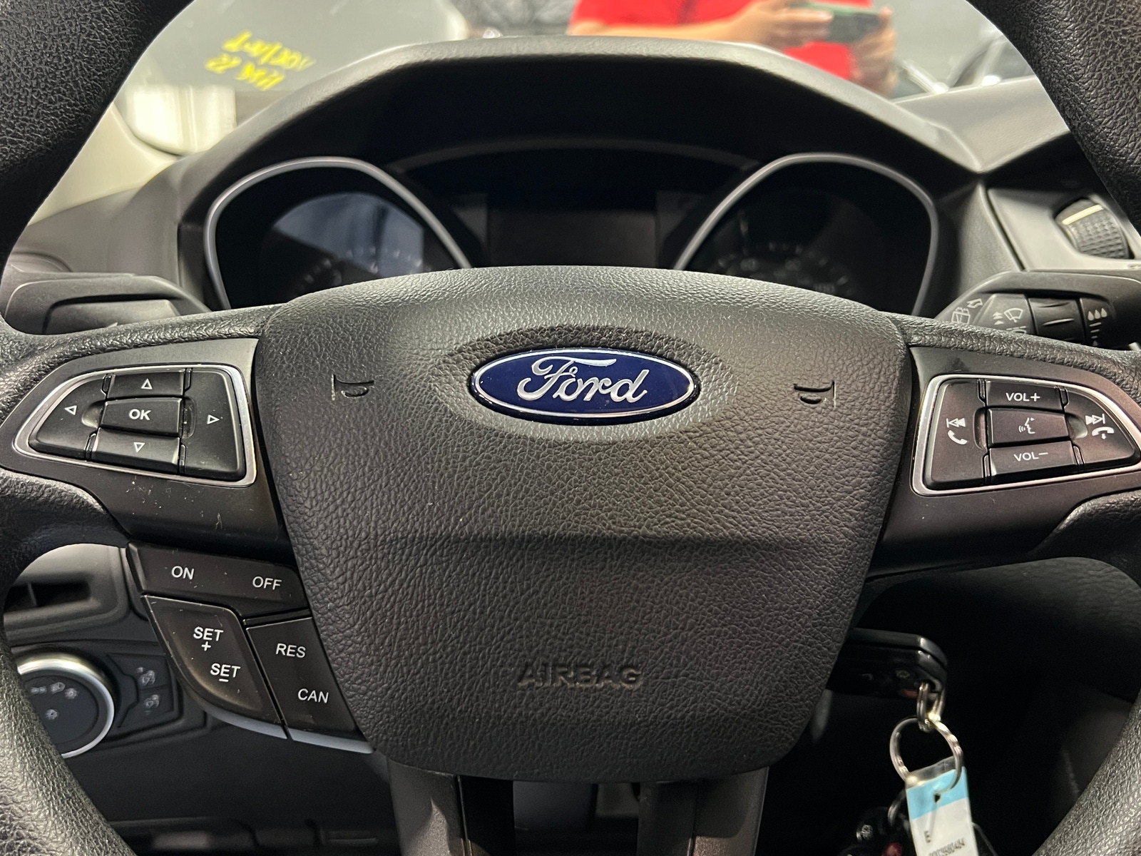 Thumbnail: 2017 Ford Focus - 5