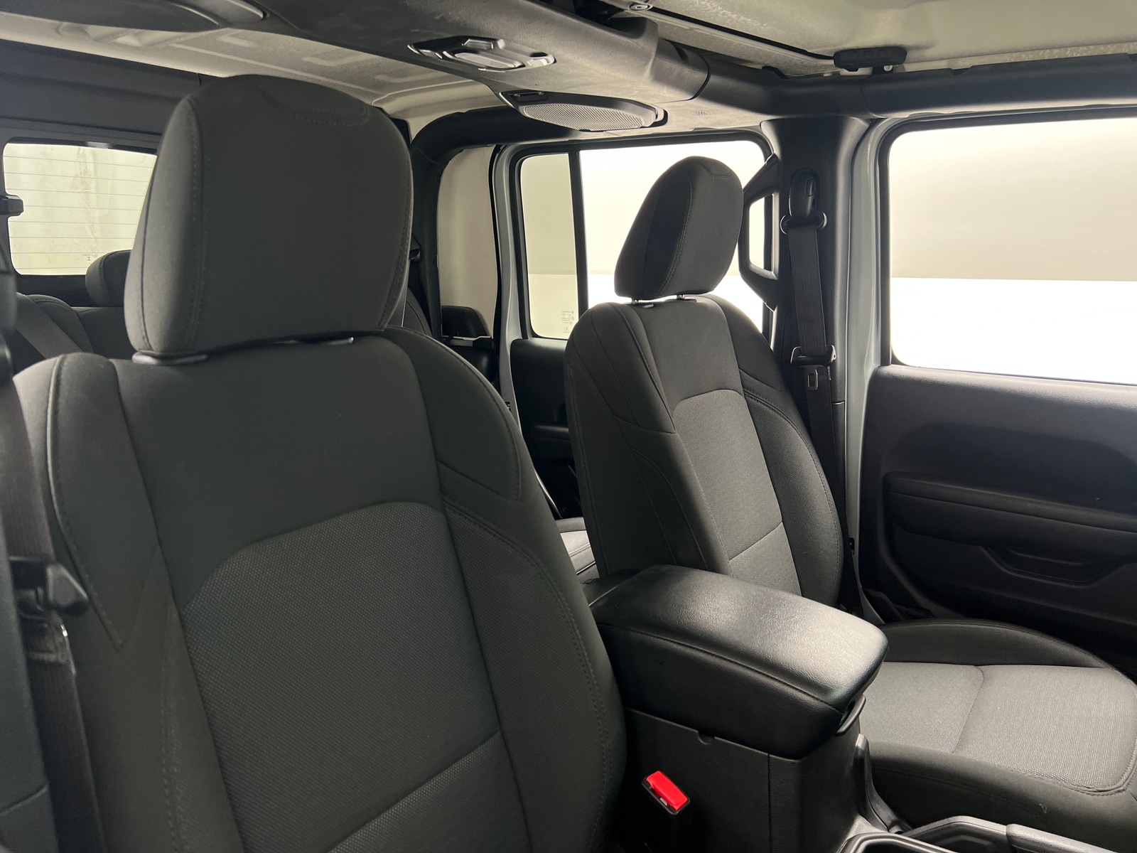 Thumbnail: 2023 Jeep Gladiator - 2
