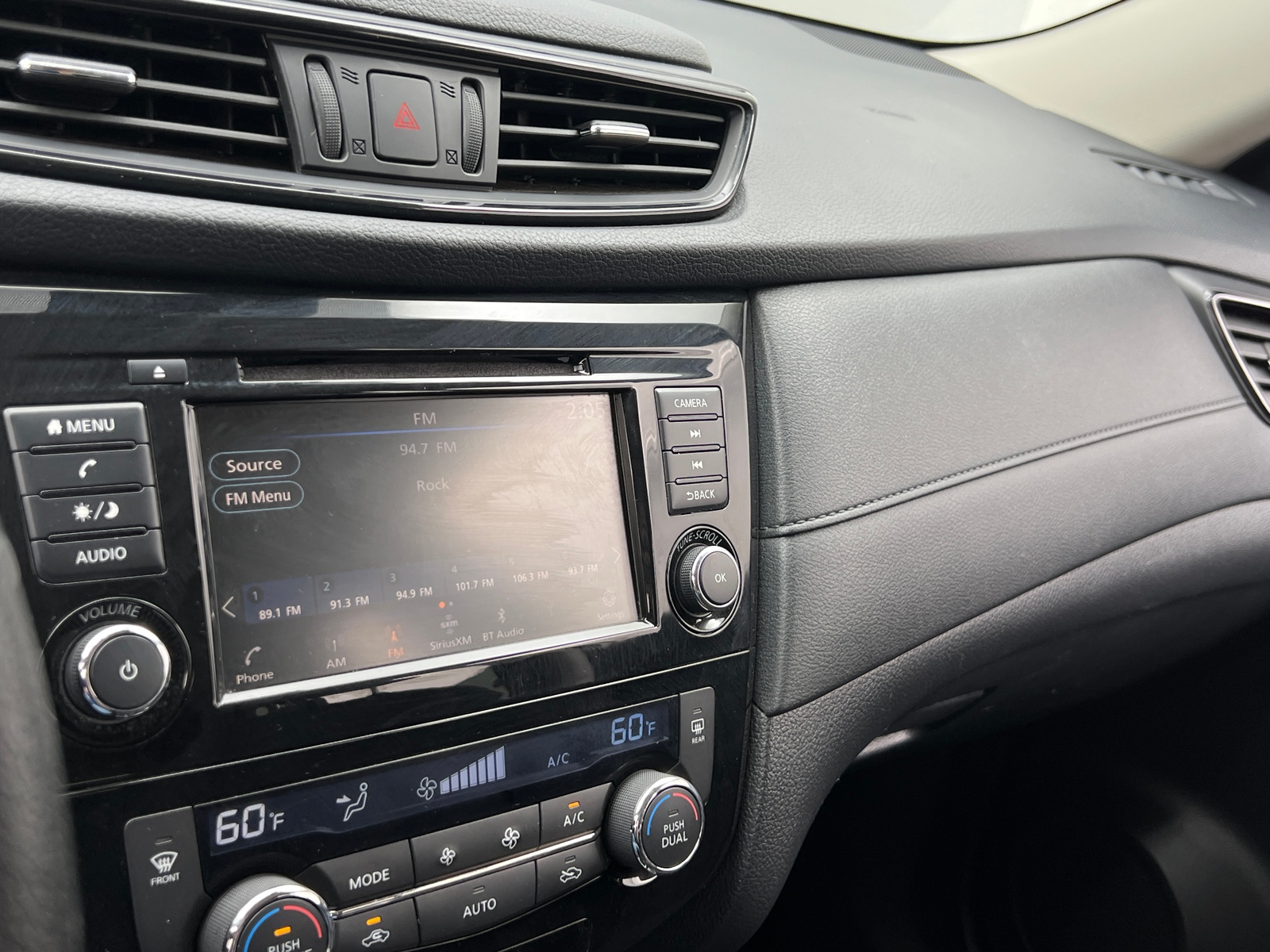 Thumbnail: 2019 Nissan Rogue - 4