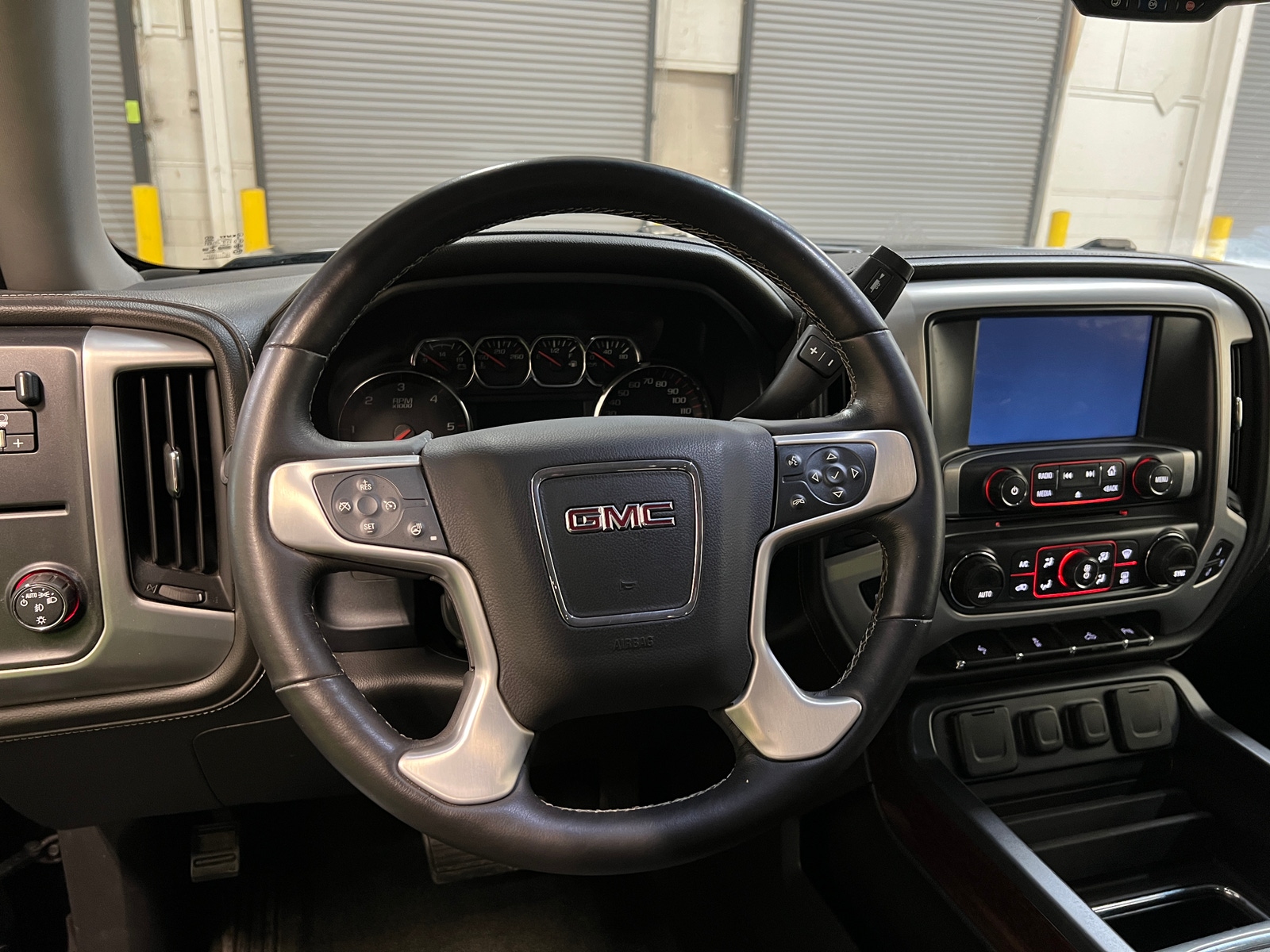 Thumbnail: 2016 GMC Sierra 1500 - 4