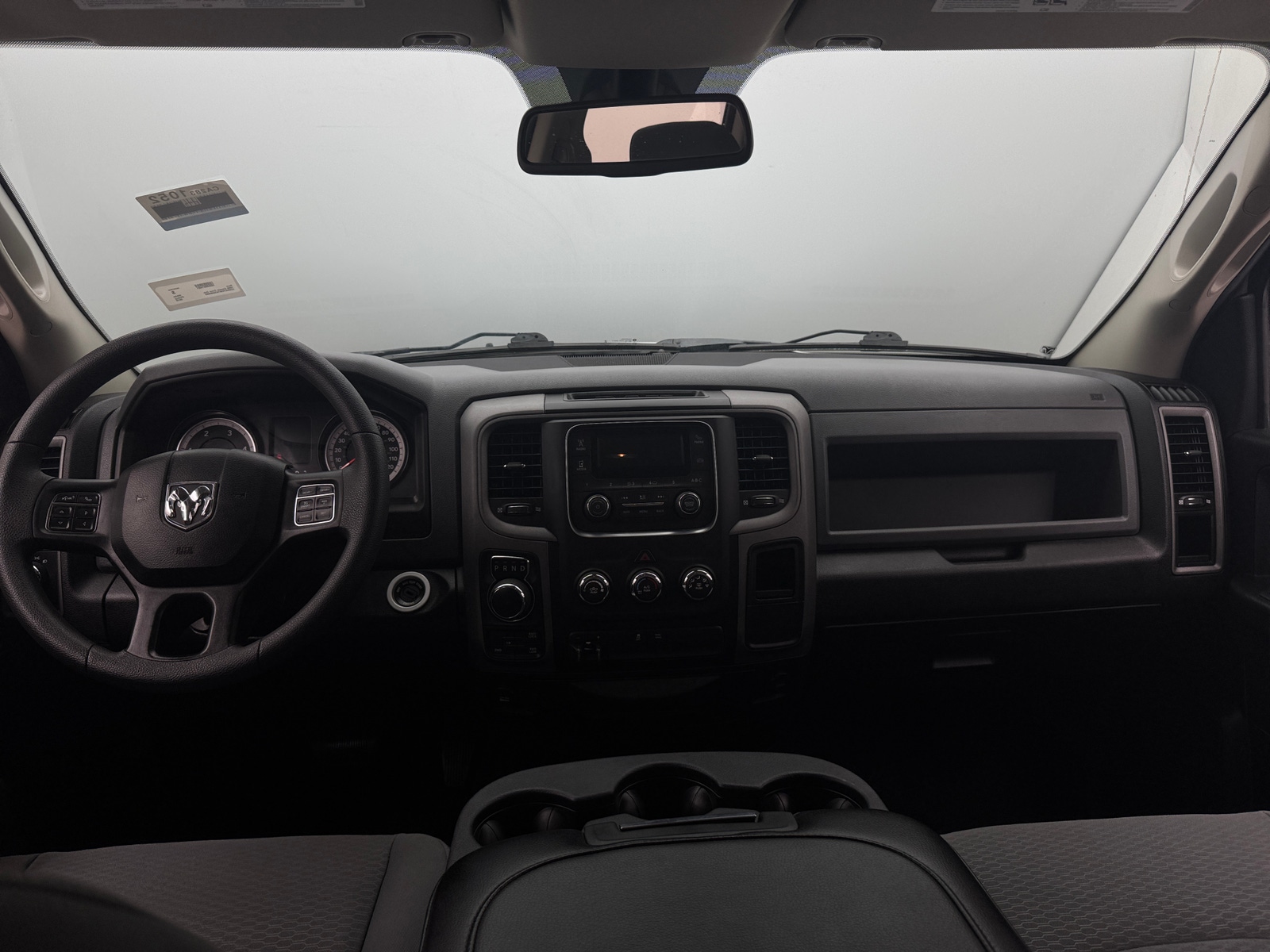 Thumbnail: 2019 RAM 1500 Classic - 3
