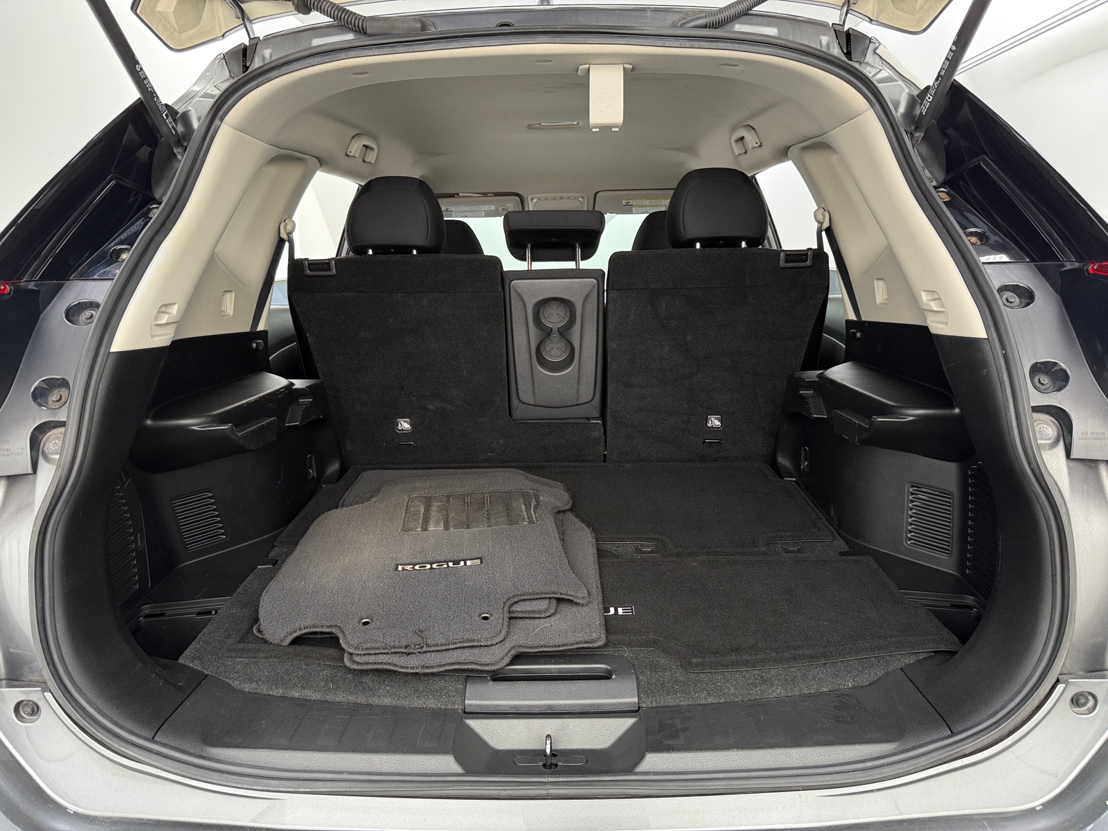 Thumbnail: 2017 Nissan Rogue - 7