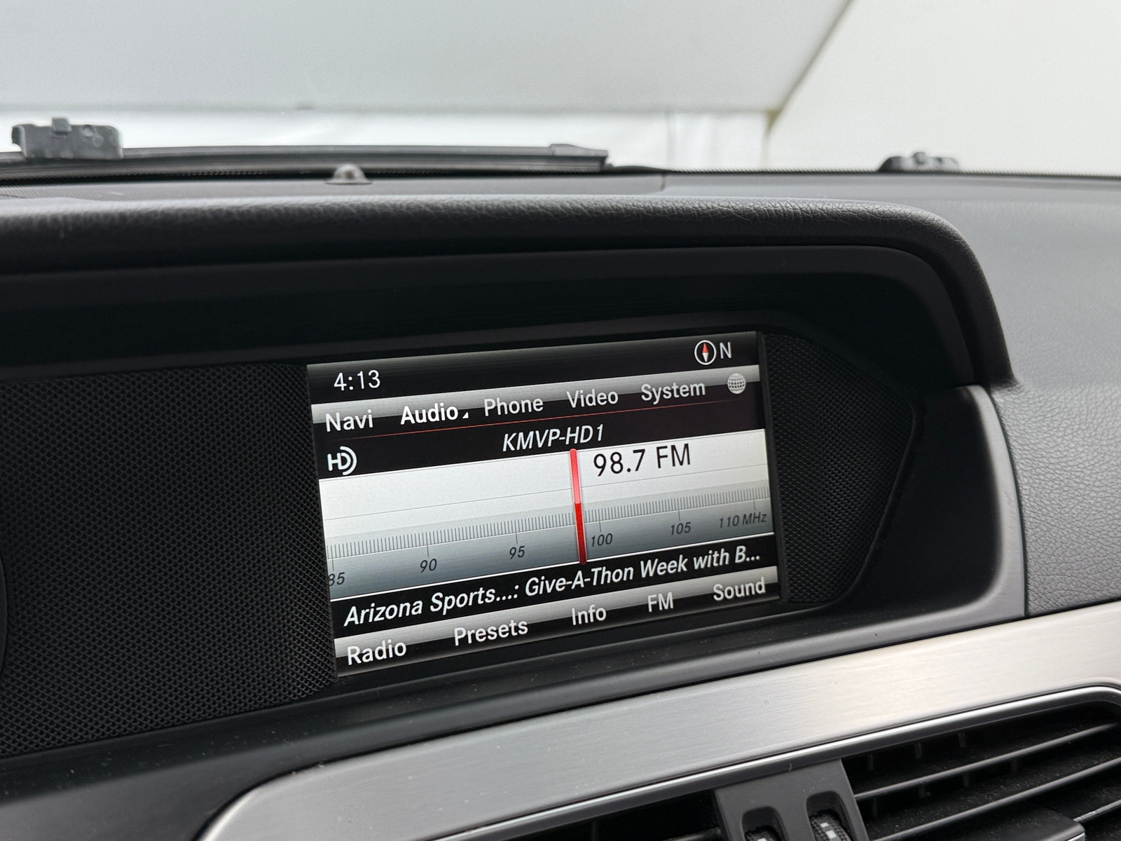 Thumbnail: 2013 Mercedes-Benz C-Class - 3