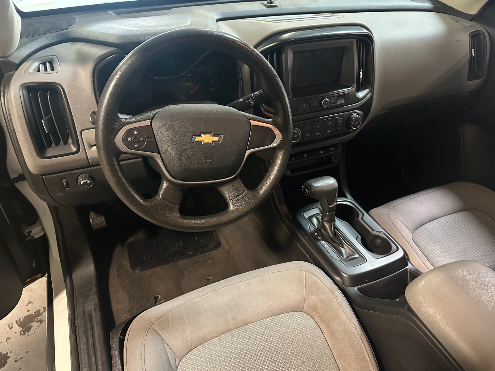 Thumbnail: 2021 Chevrolet Colorado - 3