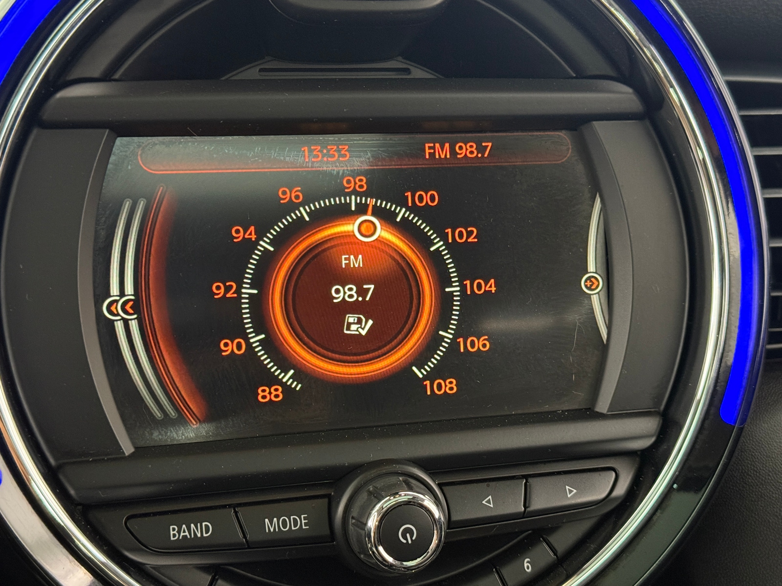 Thumbnail: 2017 MINI Cooper Hardtop - 3