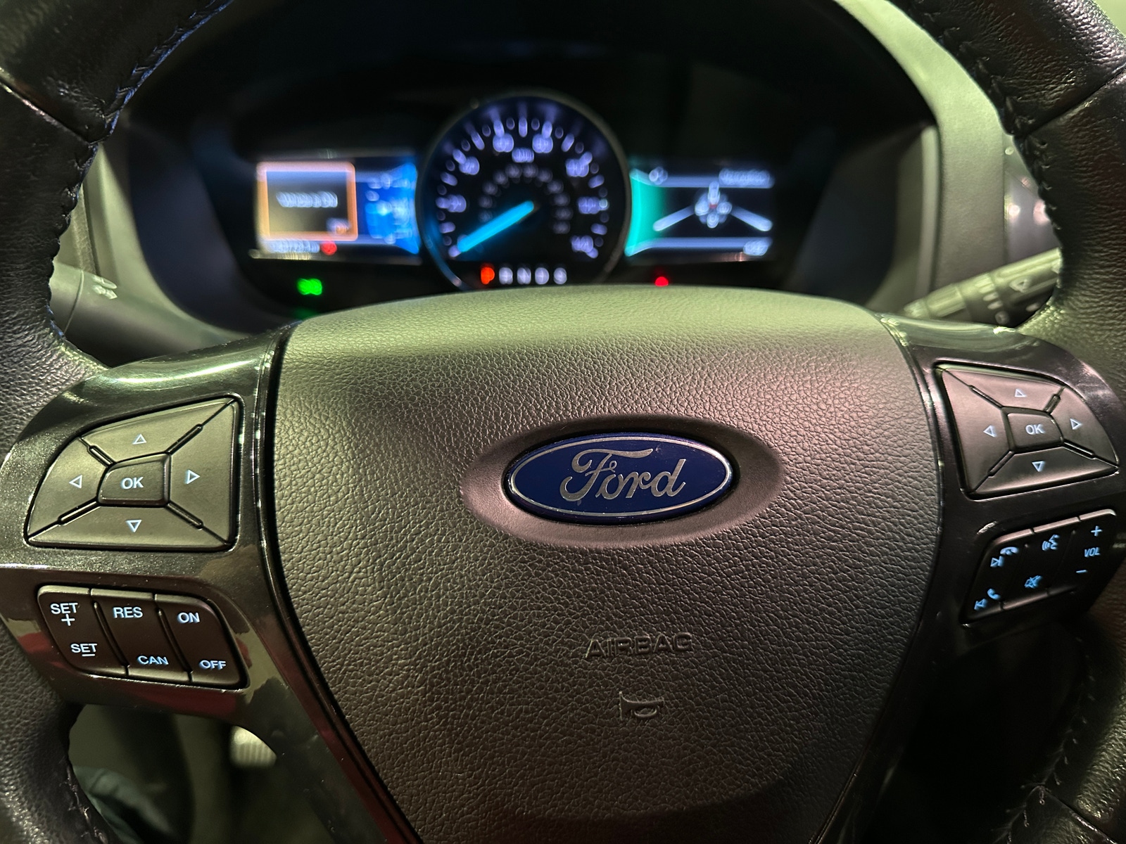 Thumbnail: 2018 Ford Explorer - 5