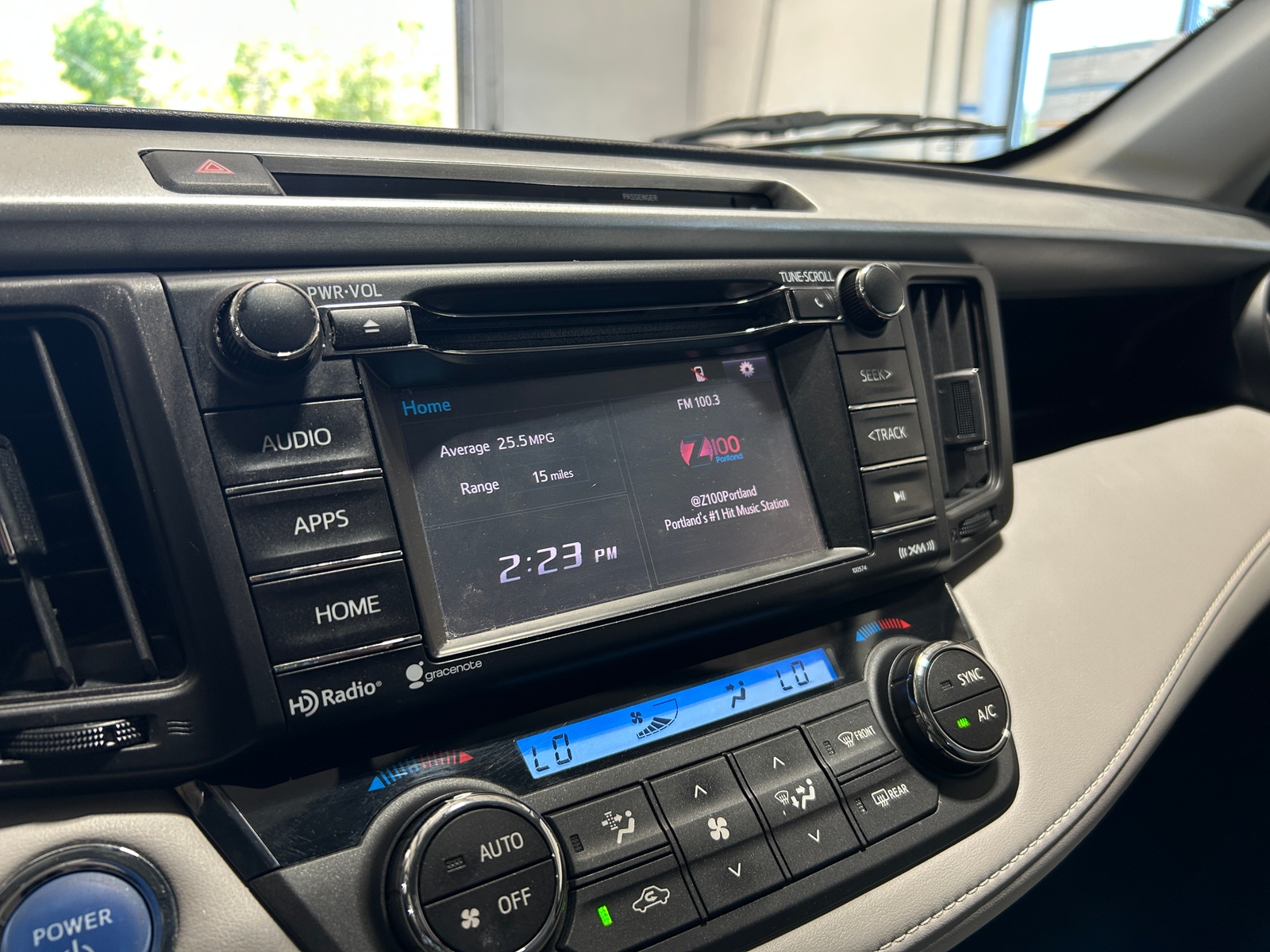 Thumbnail: 2016 Toyota RAV4 - 4