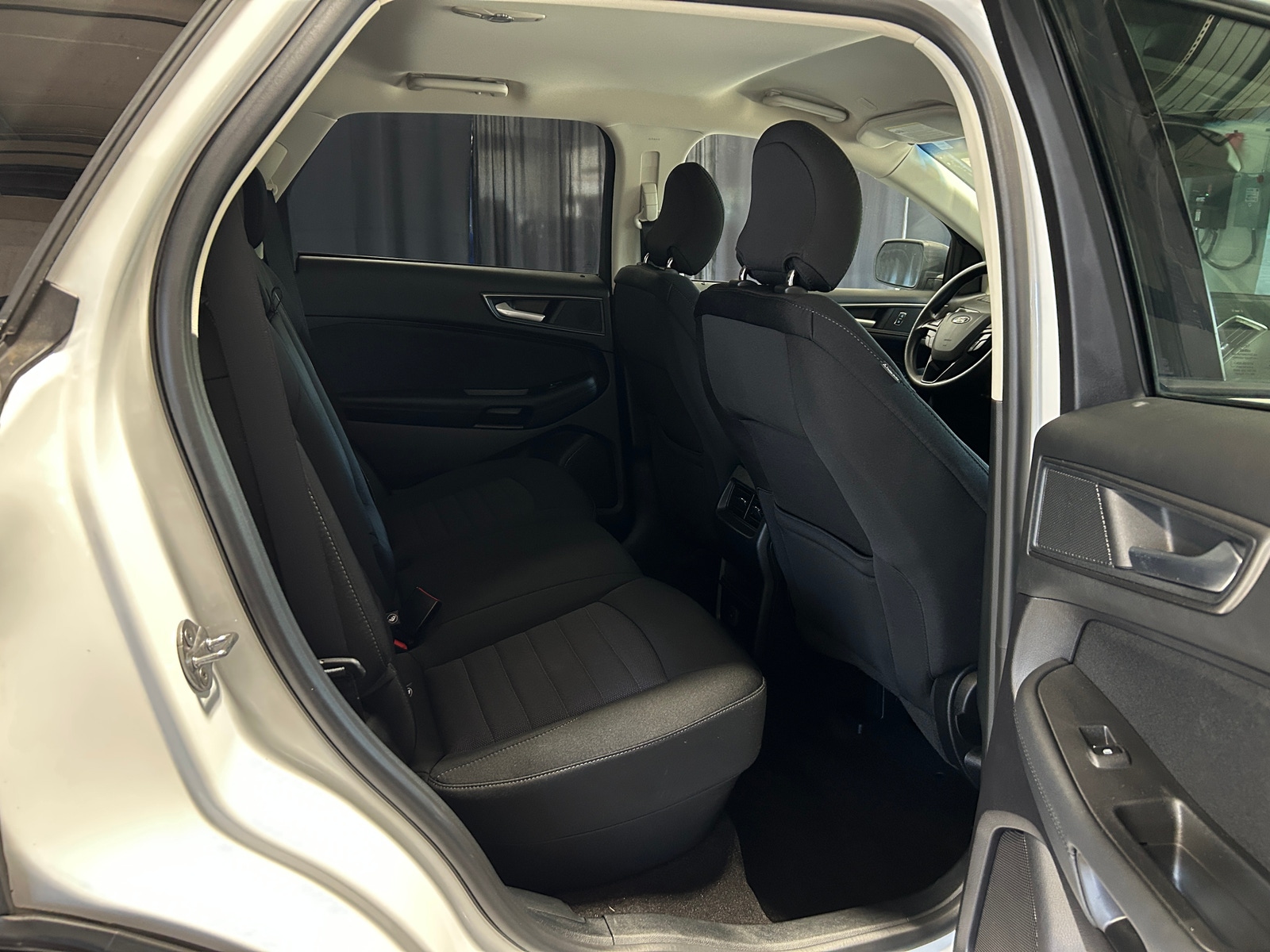 Thumbnail: 2019 Ford Edge - 6