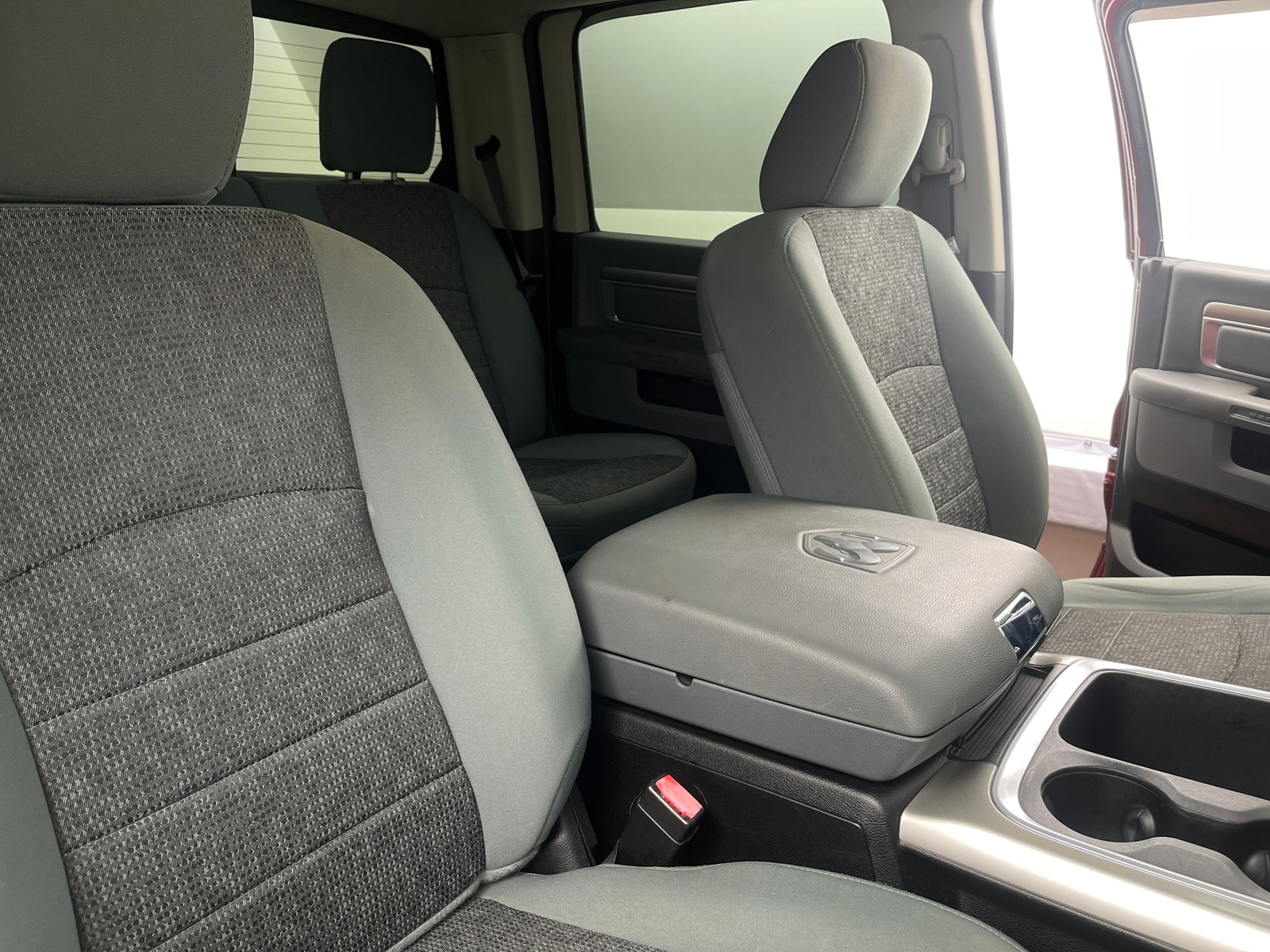 Thumbnail: 2019 RAM 1500 Classic - 2