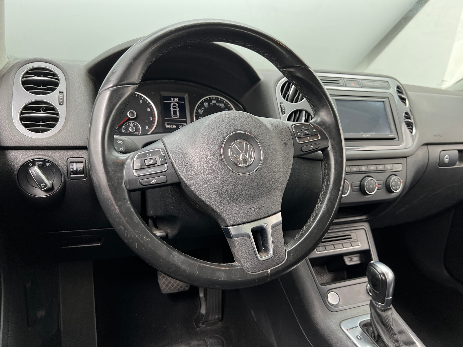 Thumbnail: 2016 Volkswagen Tiguan - 5