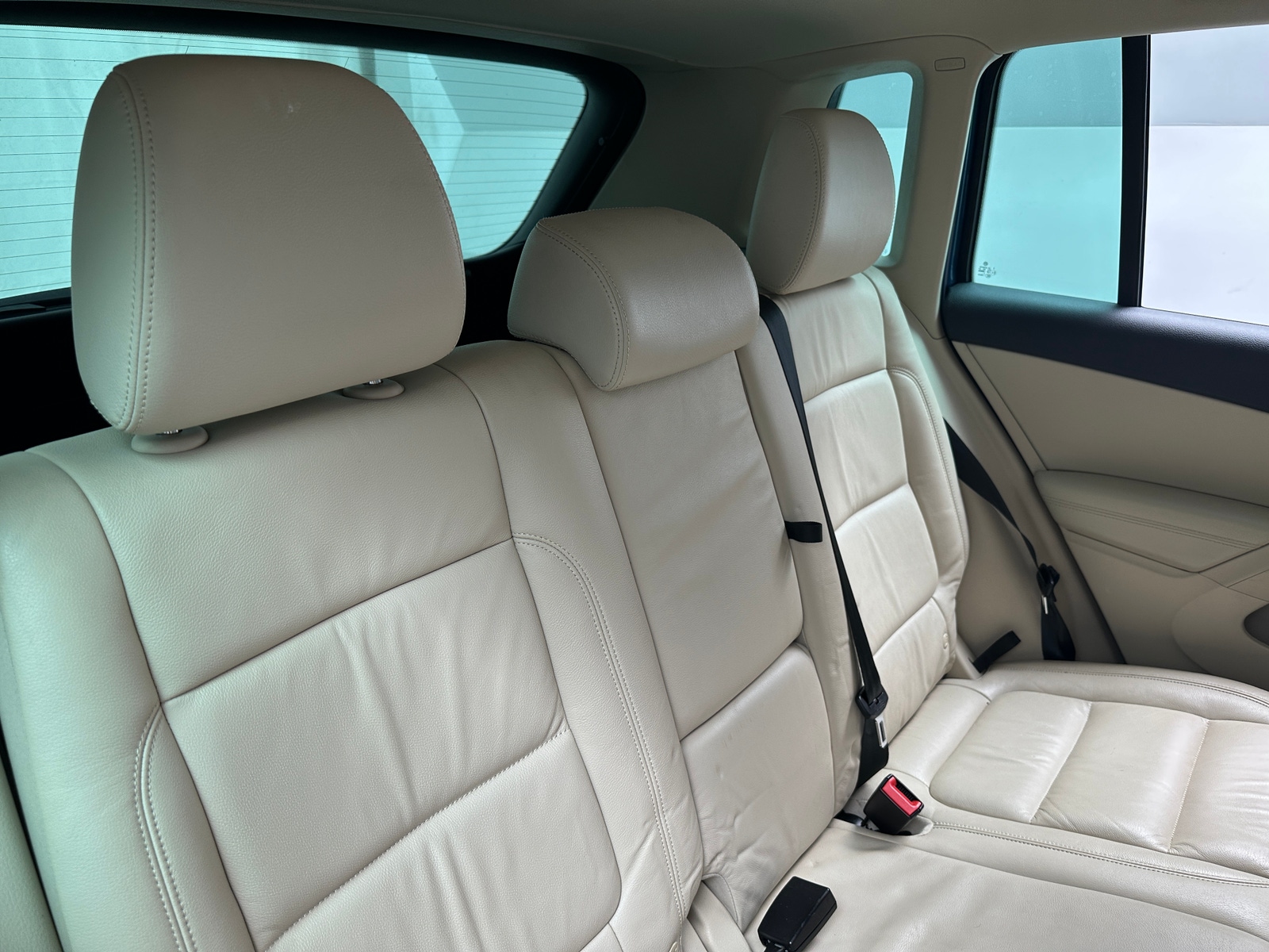 Thumbnail: 2017 Volkswagen Tiguan - 5