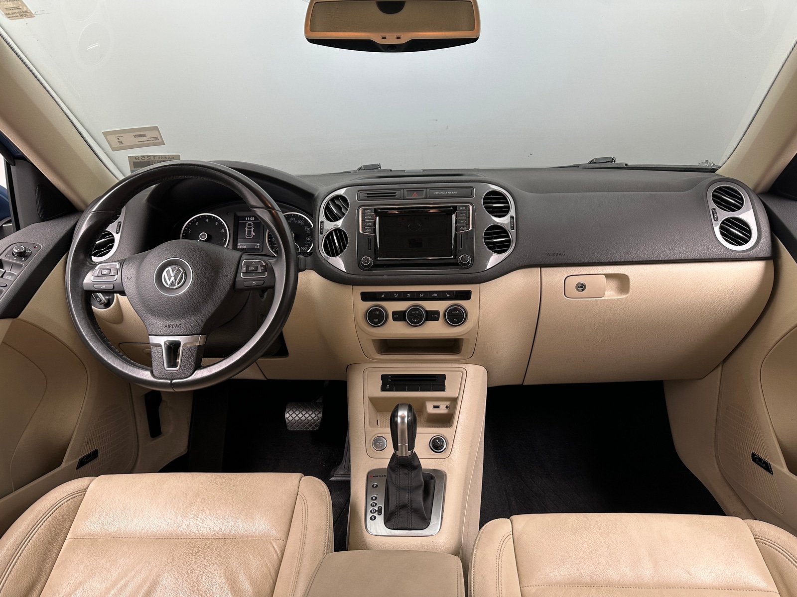 Thumbnail: 2017 Volkswagen Tiguan - 2