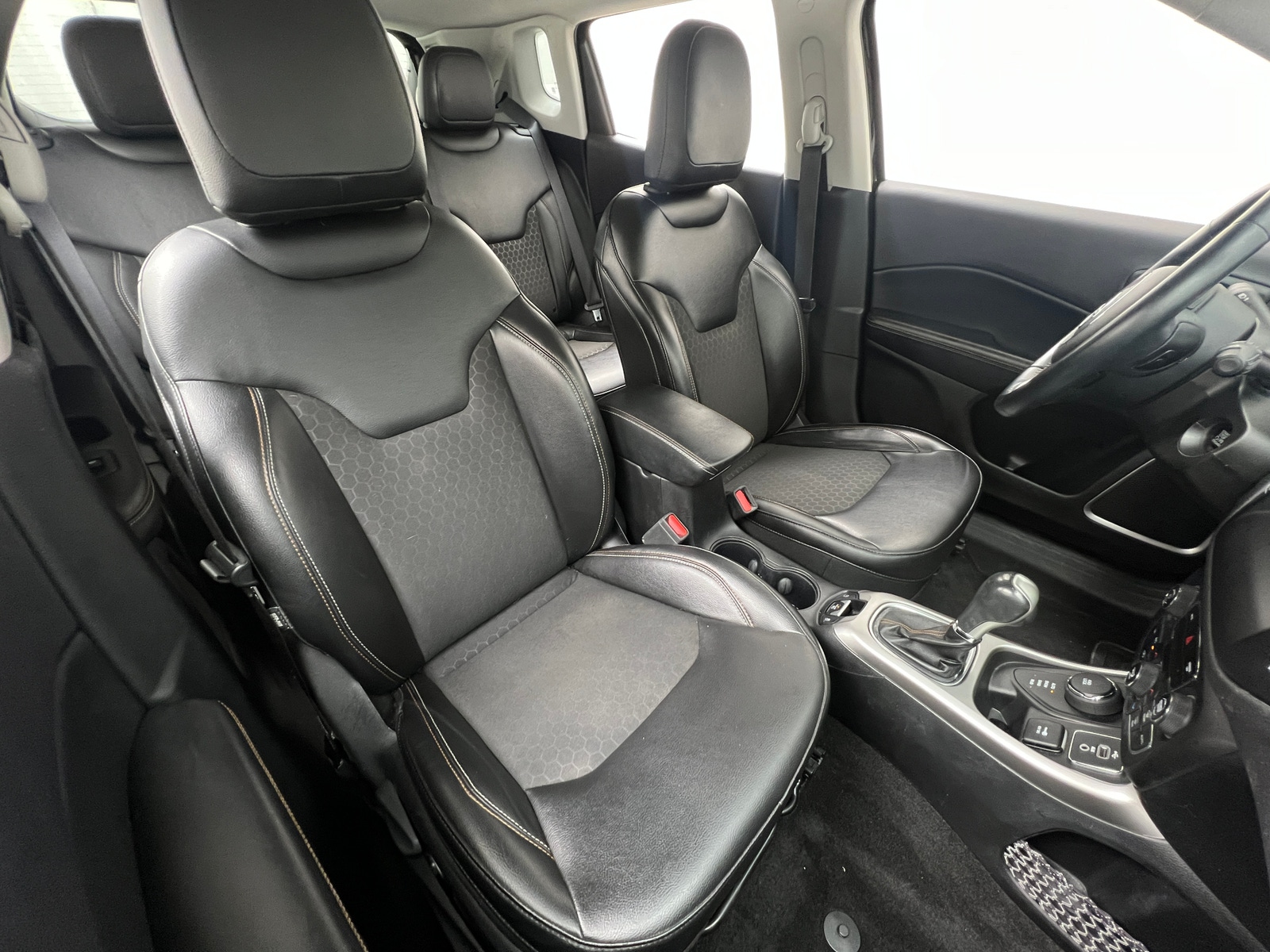 Thumbnail: 2018 Jeep Compass - 2