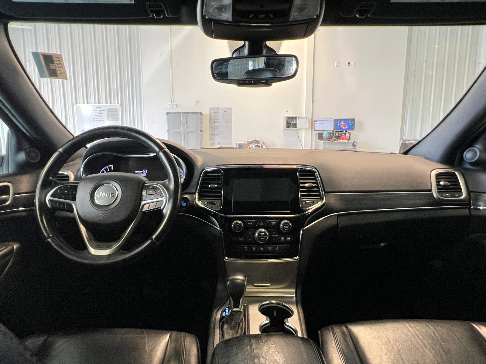 Thumbnail: 2019 Jeep Grand Cherokee - 2