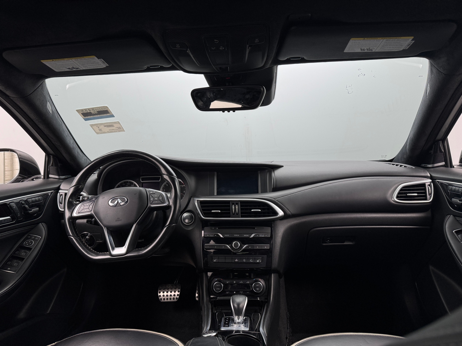 Thumbnail: 2018 INFINITI QX30 - 2