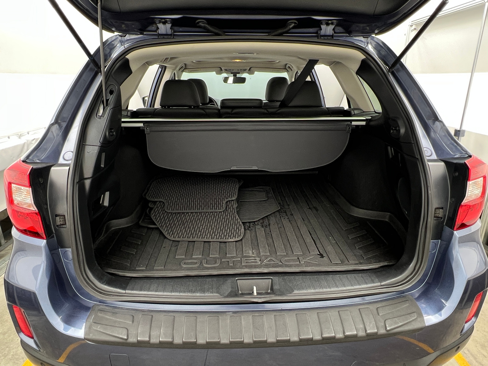 Thumbnail: 2017 Subaru Outback - 6