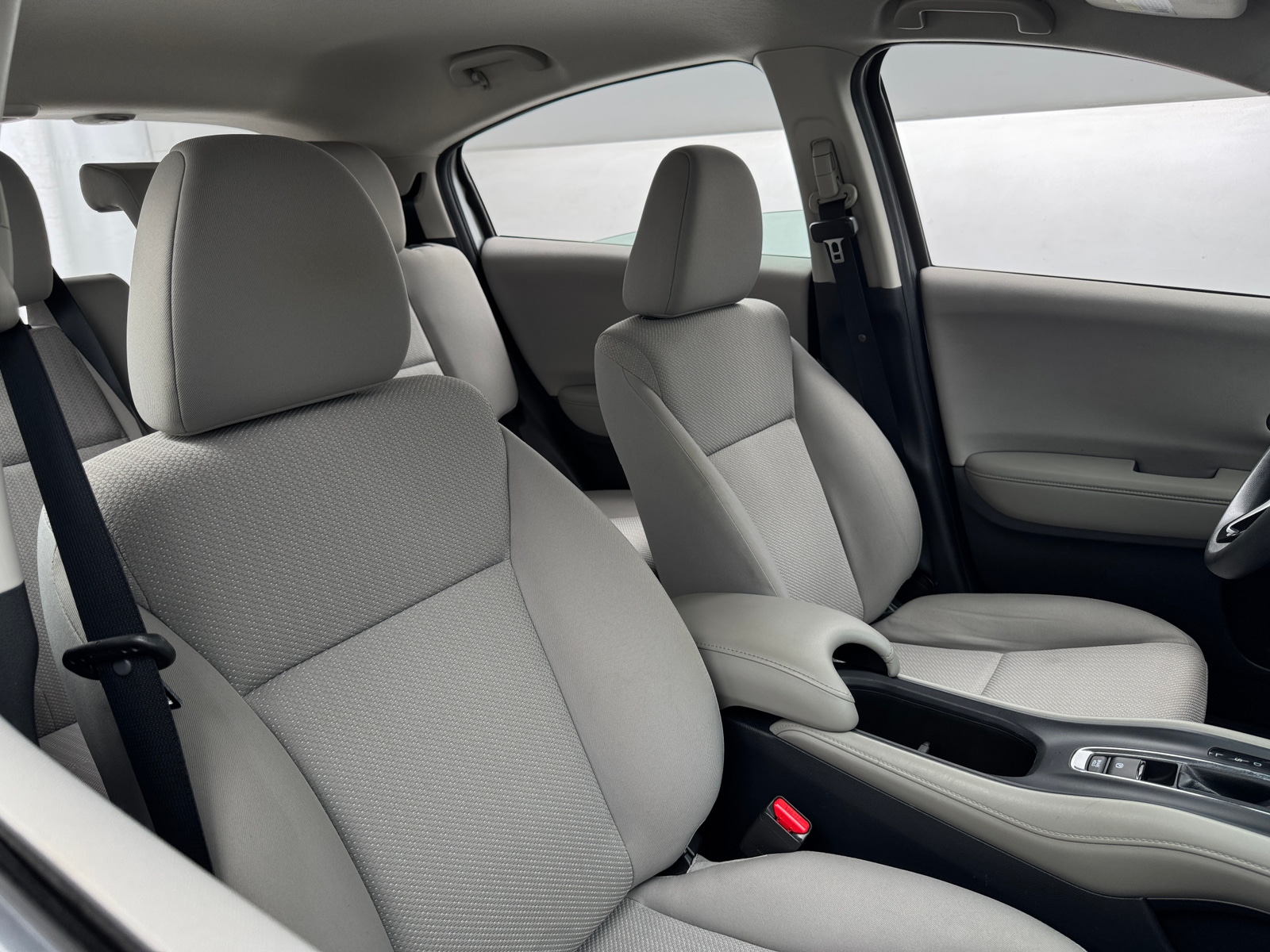 Thumbnail: 2016 Honda HR-V - 2