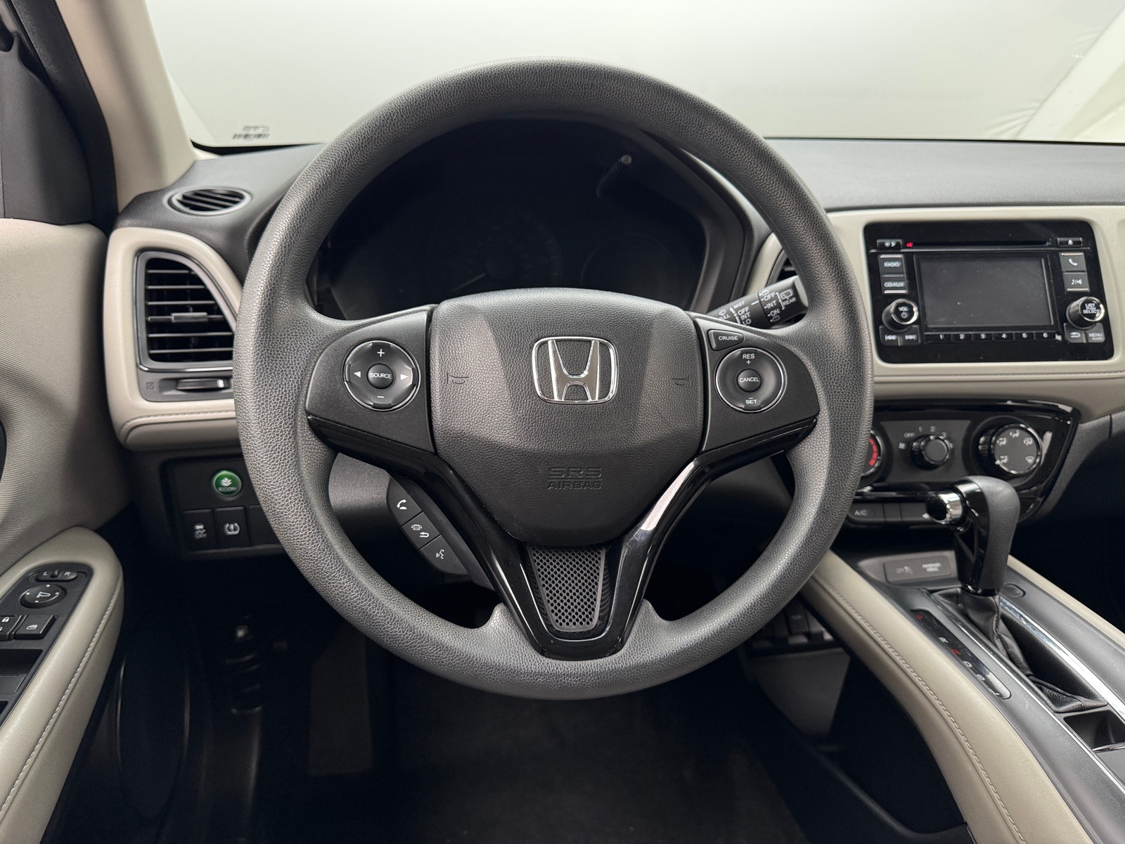 Thumbnail: 2016 Honda HR-V - 5