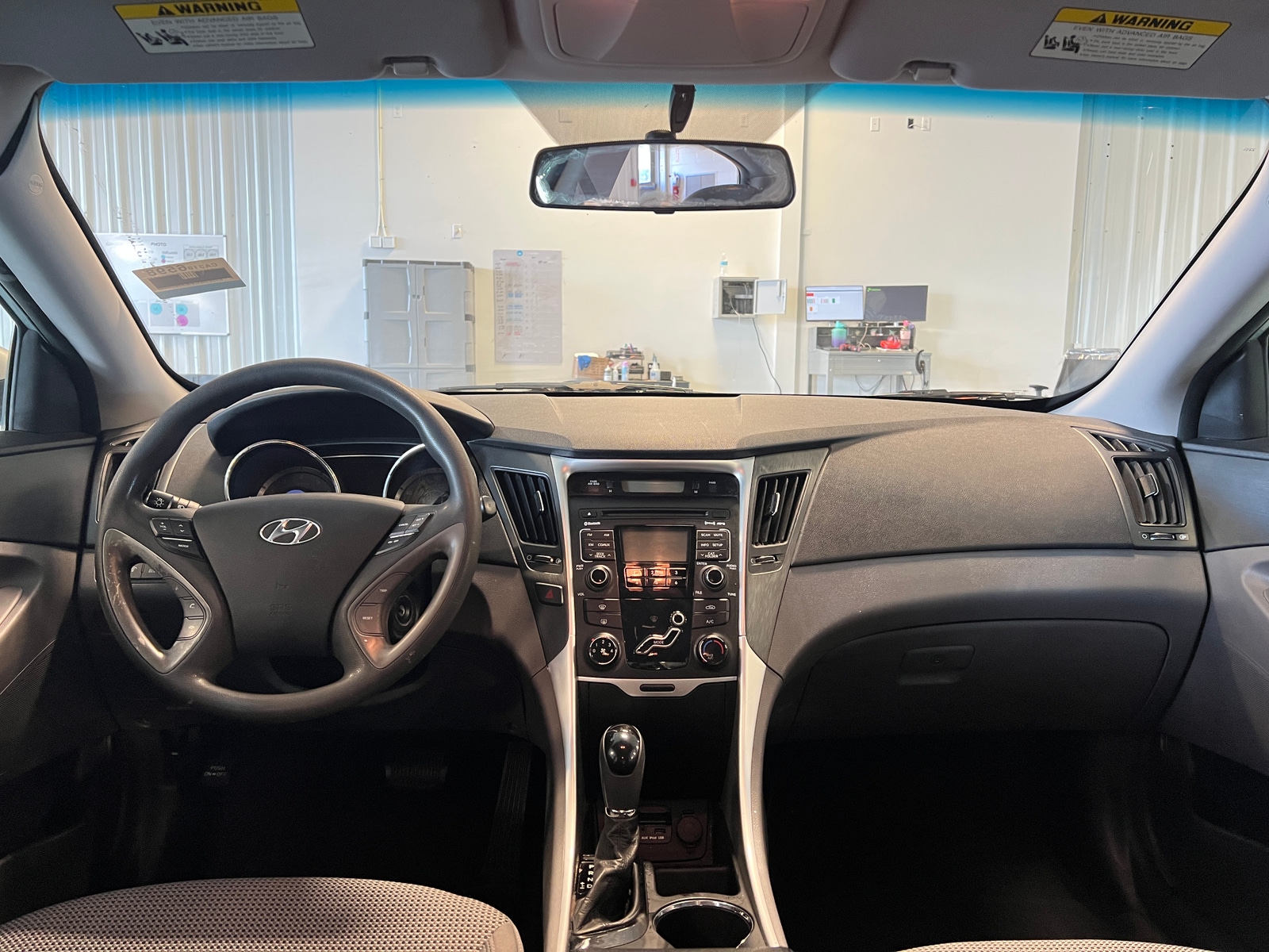 Thumbnail: 2011 Hyundai Sonata - 3