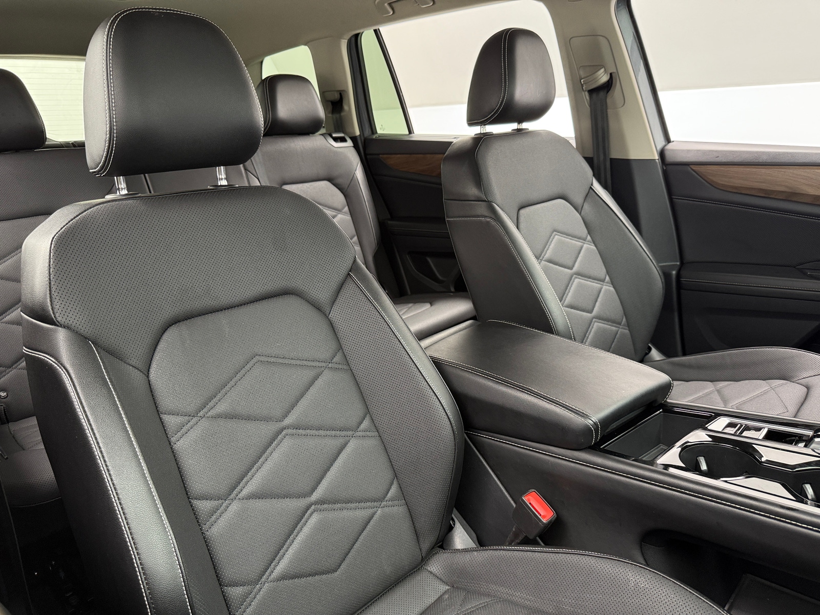 Thumbnail: 2024 Volkswagen Atlas - 2