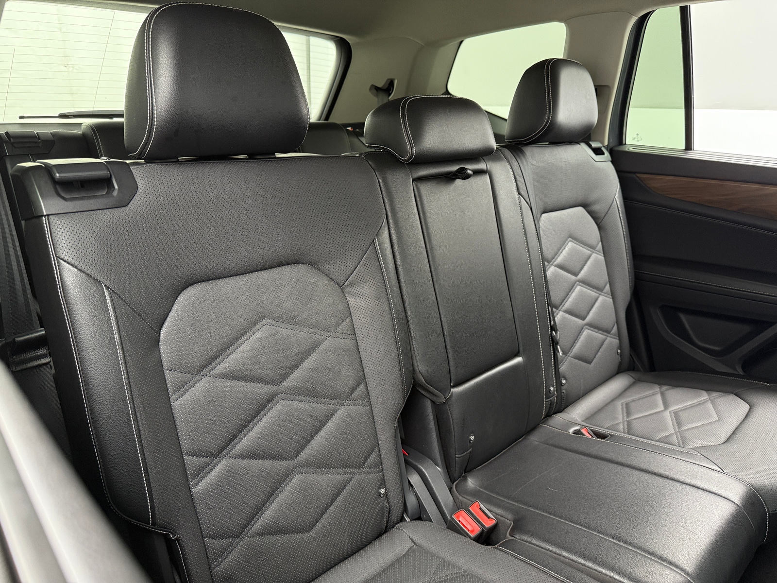 Thumbnail: 2024 Volkswagen Atlas - 6