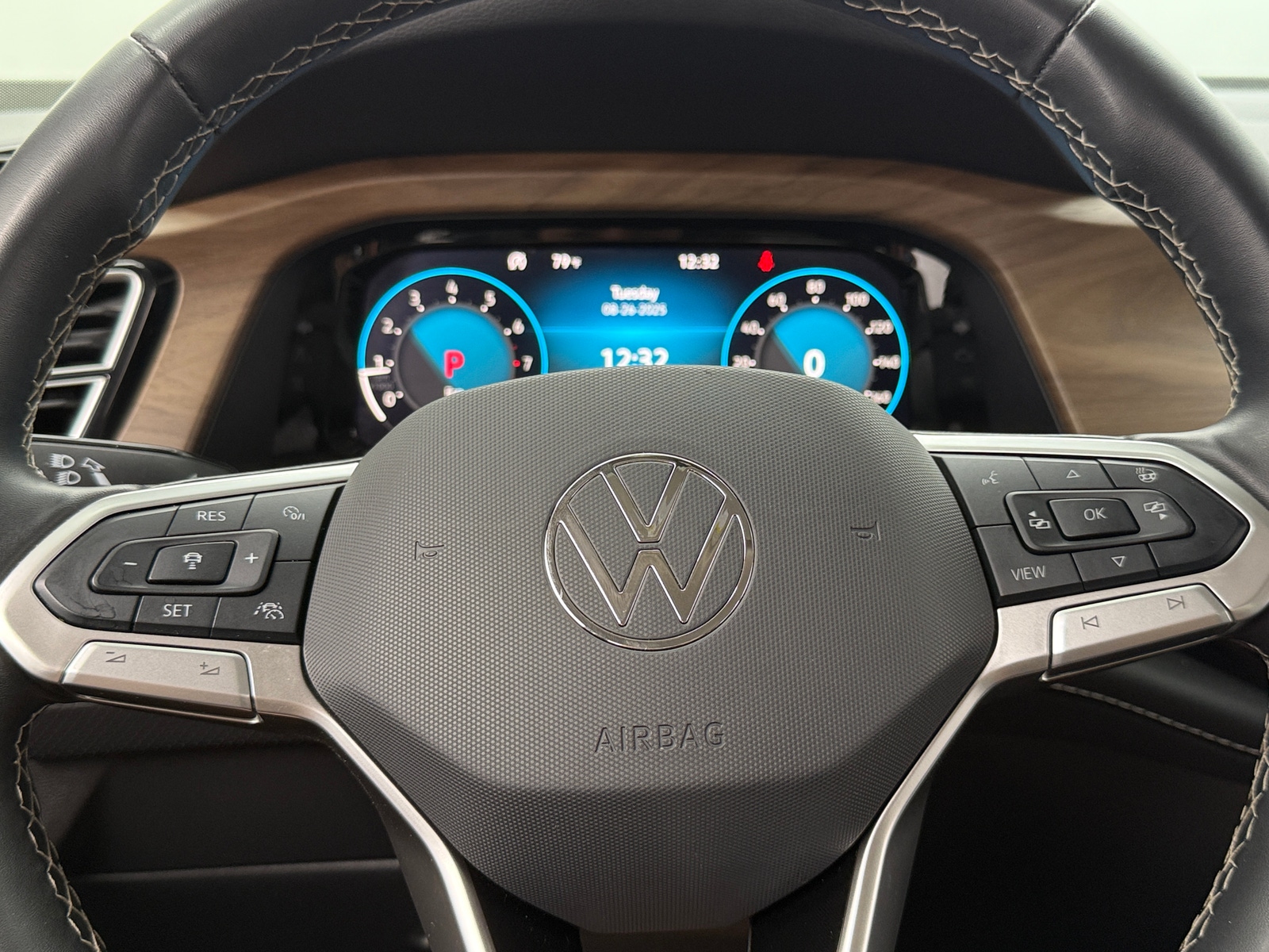 Thumbnail: 2024 Volkswagen Atlas - 5