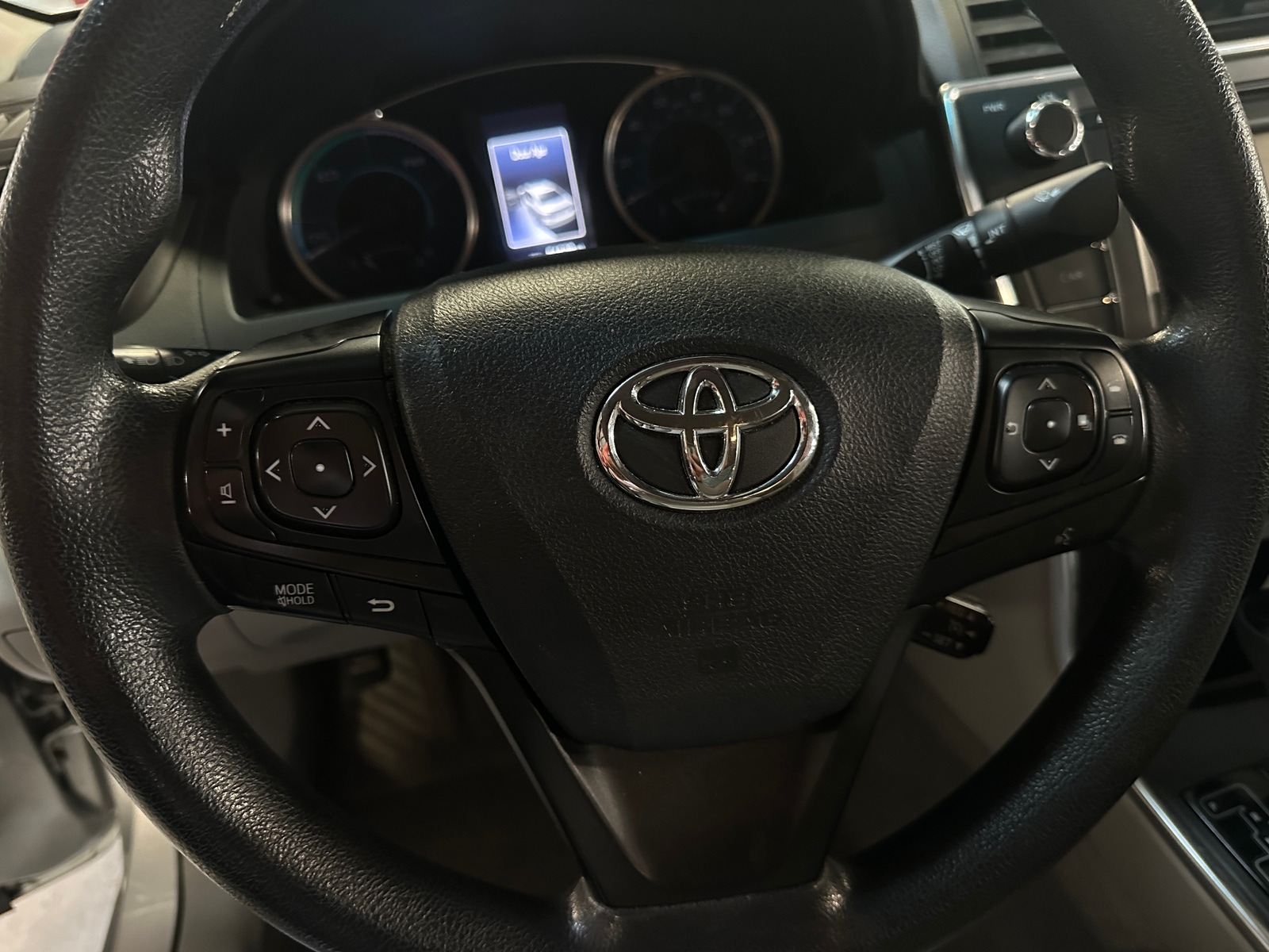 Thumbnail: 2015 Toyota Camry - 4