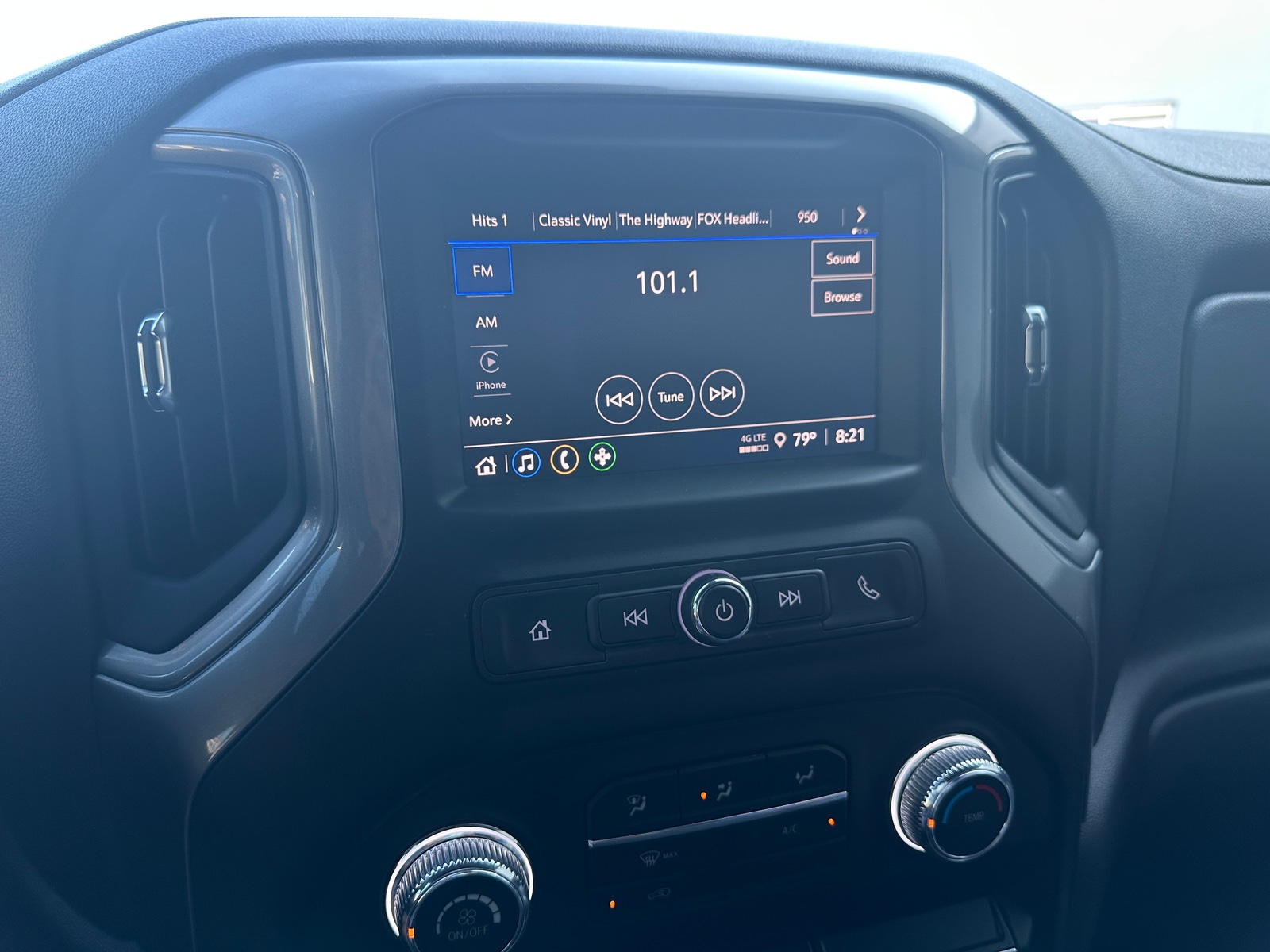 Thumbnail: 2024 GMC Sierra 2500 - 4