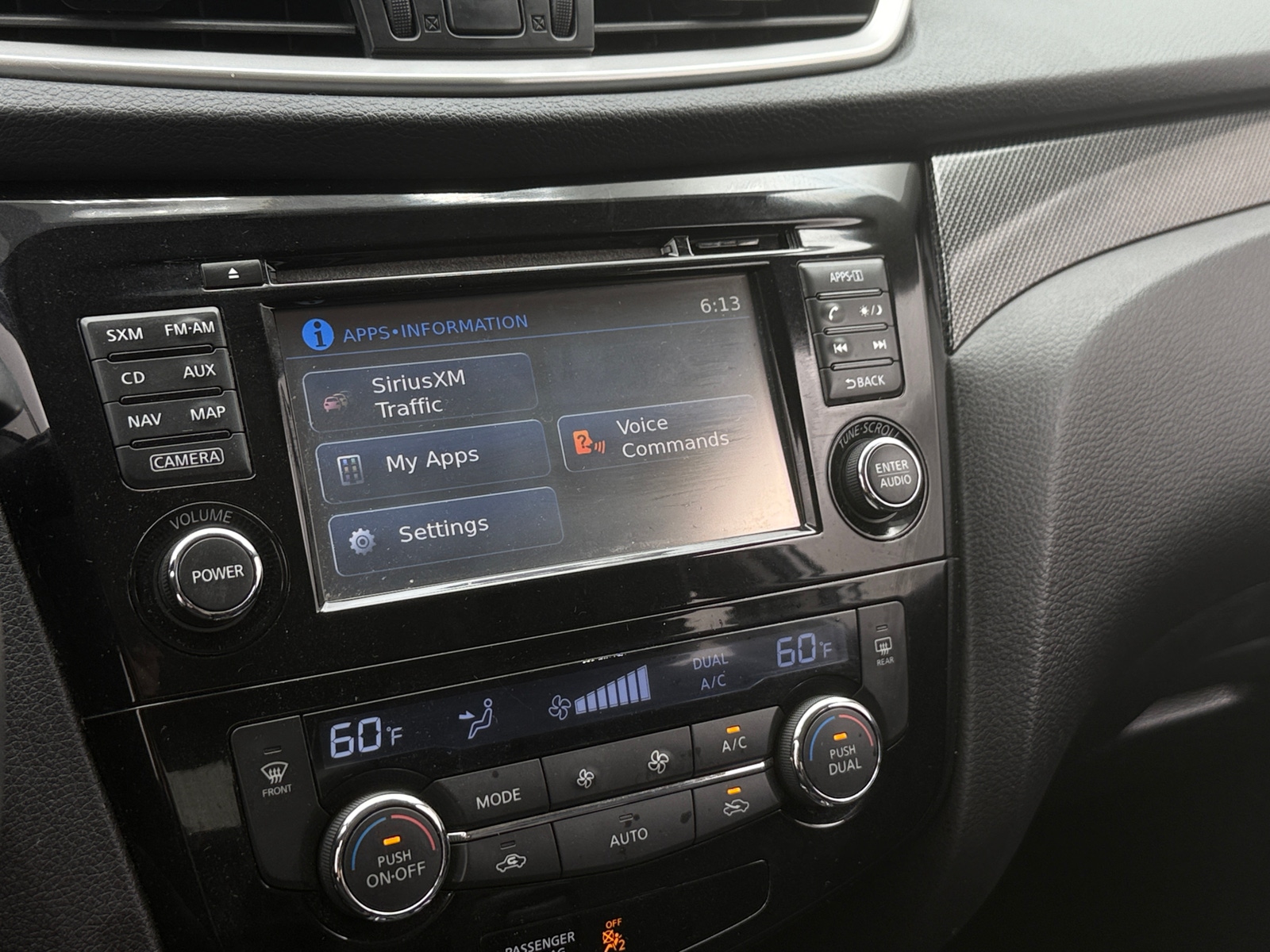 Thumbnail: 2015 Nissan Rogue - 3