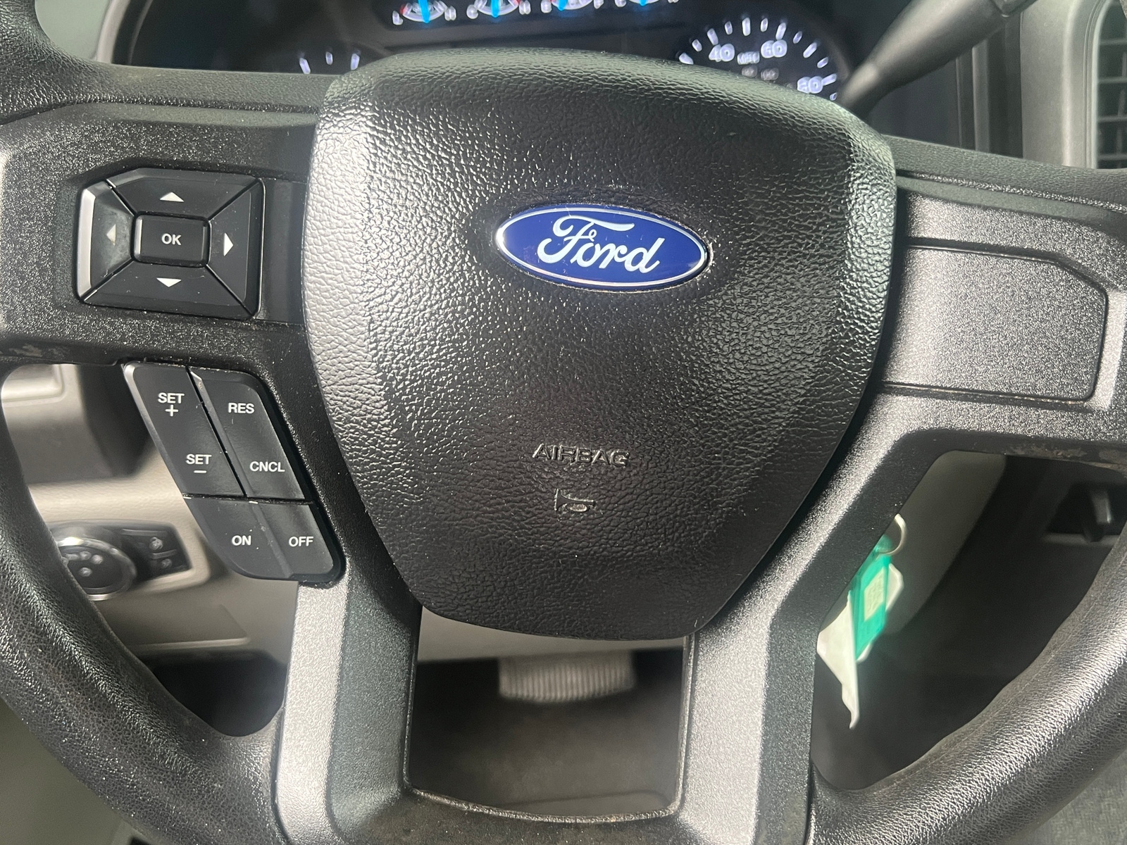 Thumbnail: 2017 Ford Econoline - 4