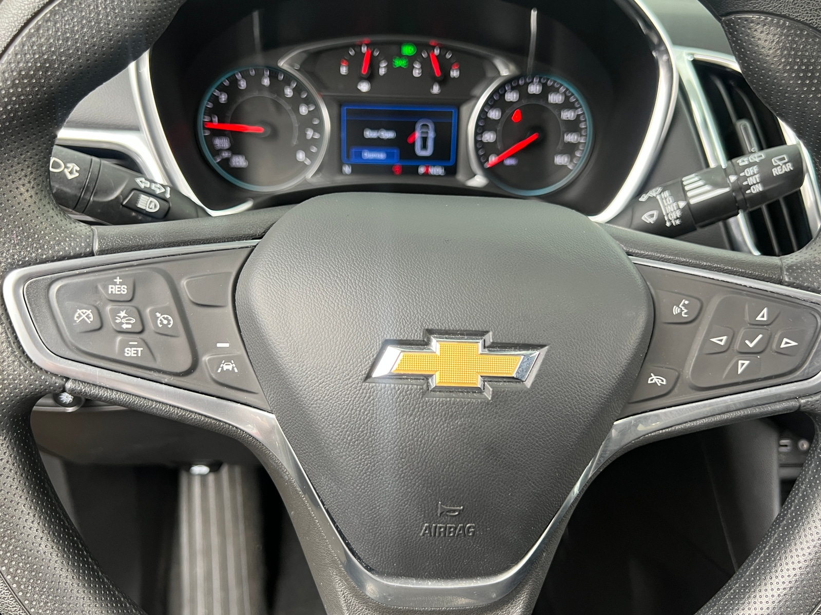 Thumbnail: 2023 Chevrolet Equinox - 5