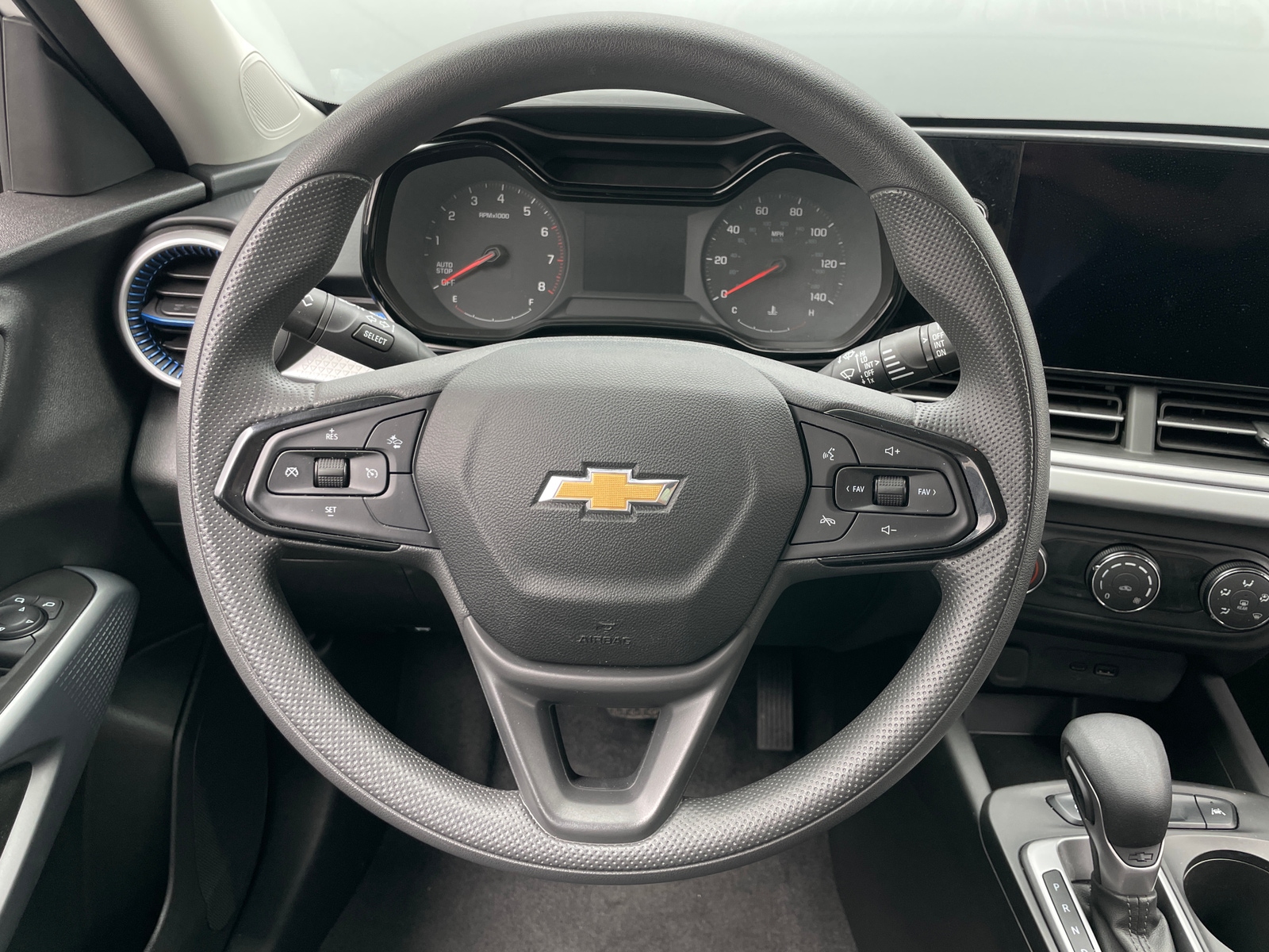 Thumbnail: 2025 Chevrolet Trax - 5